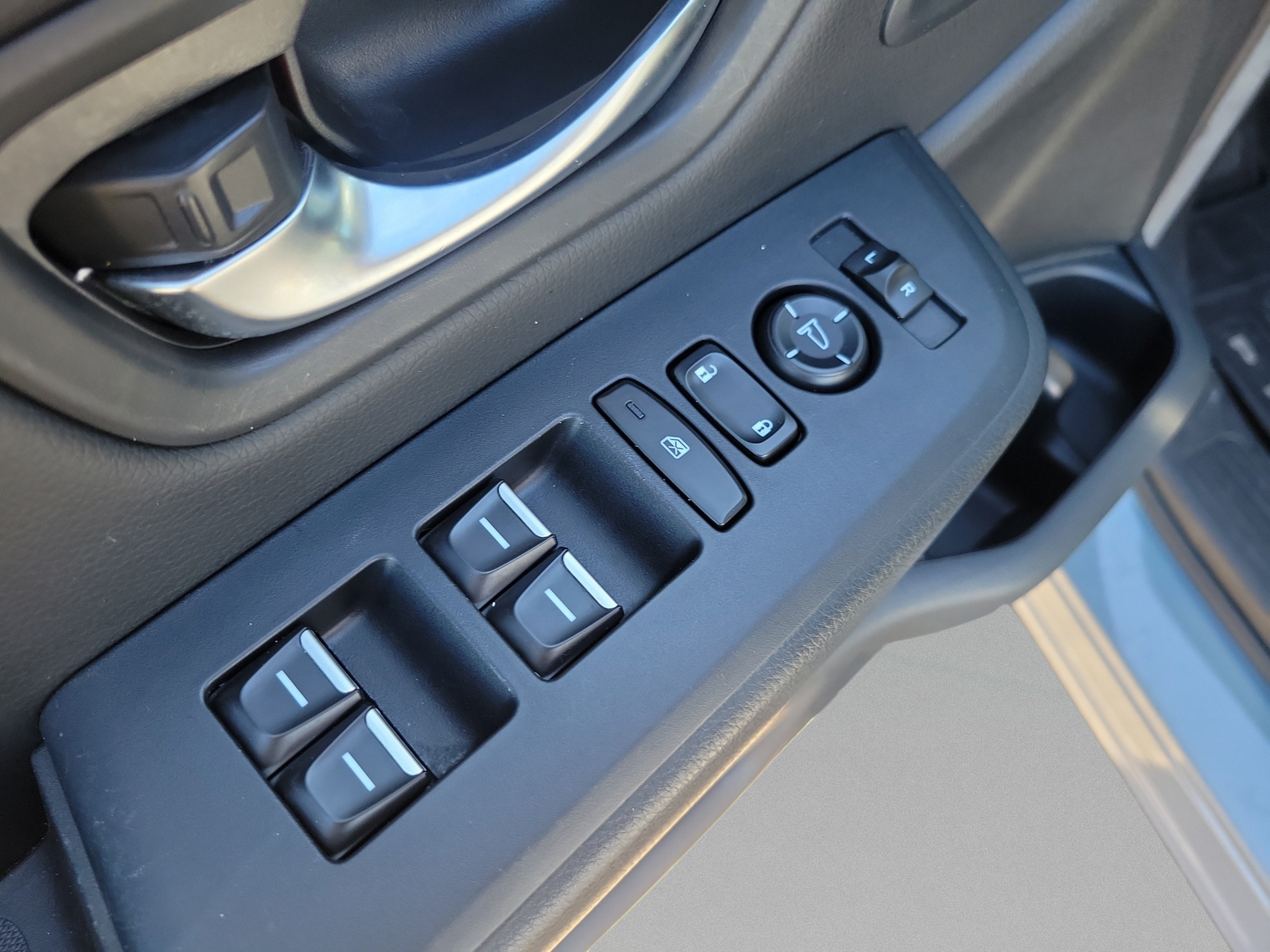 2023 Honda Pilot Touring - Photo 25