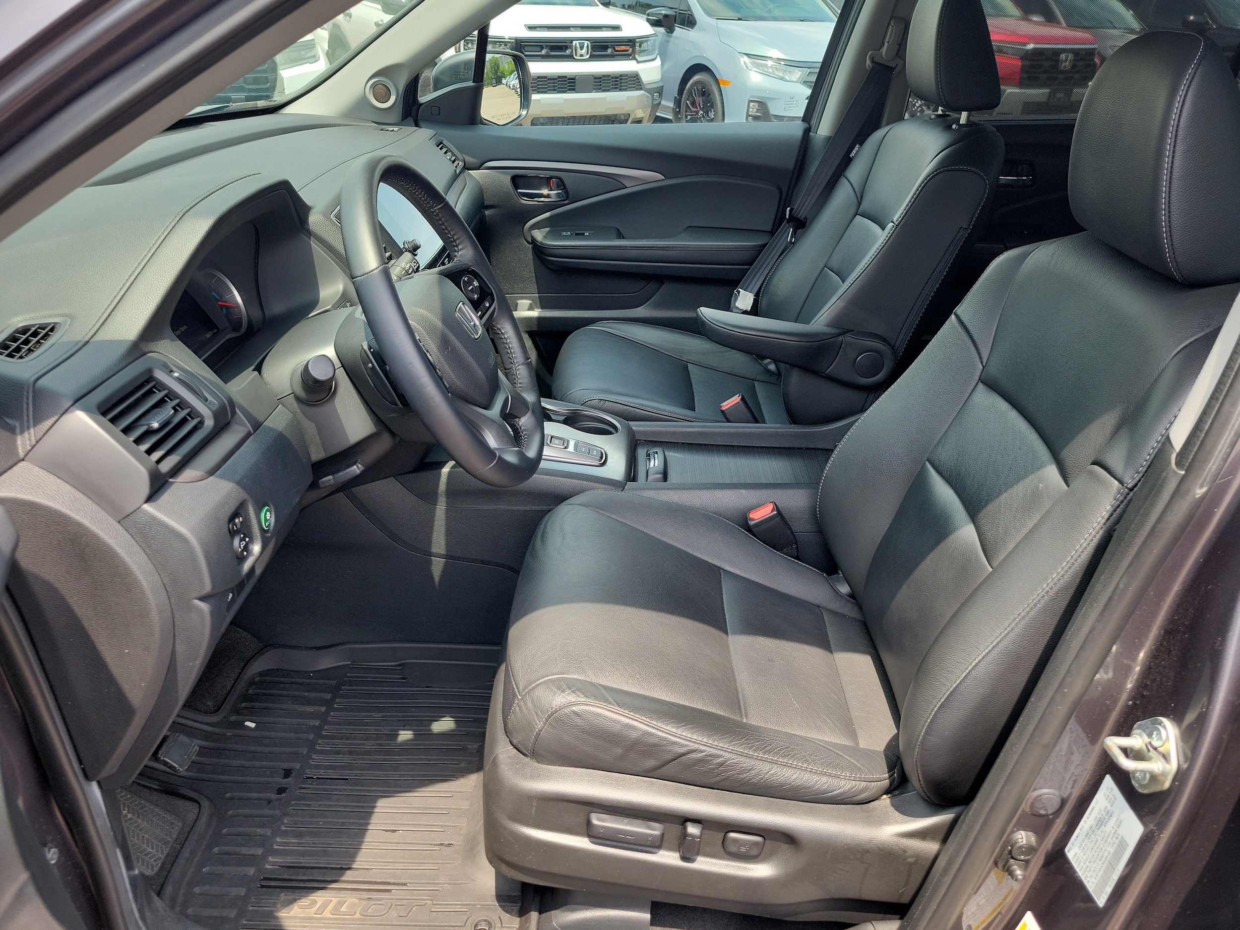 2021 Honda Pilot EX-L - Photo 25