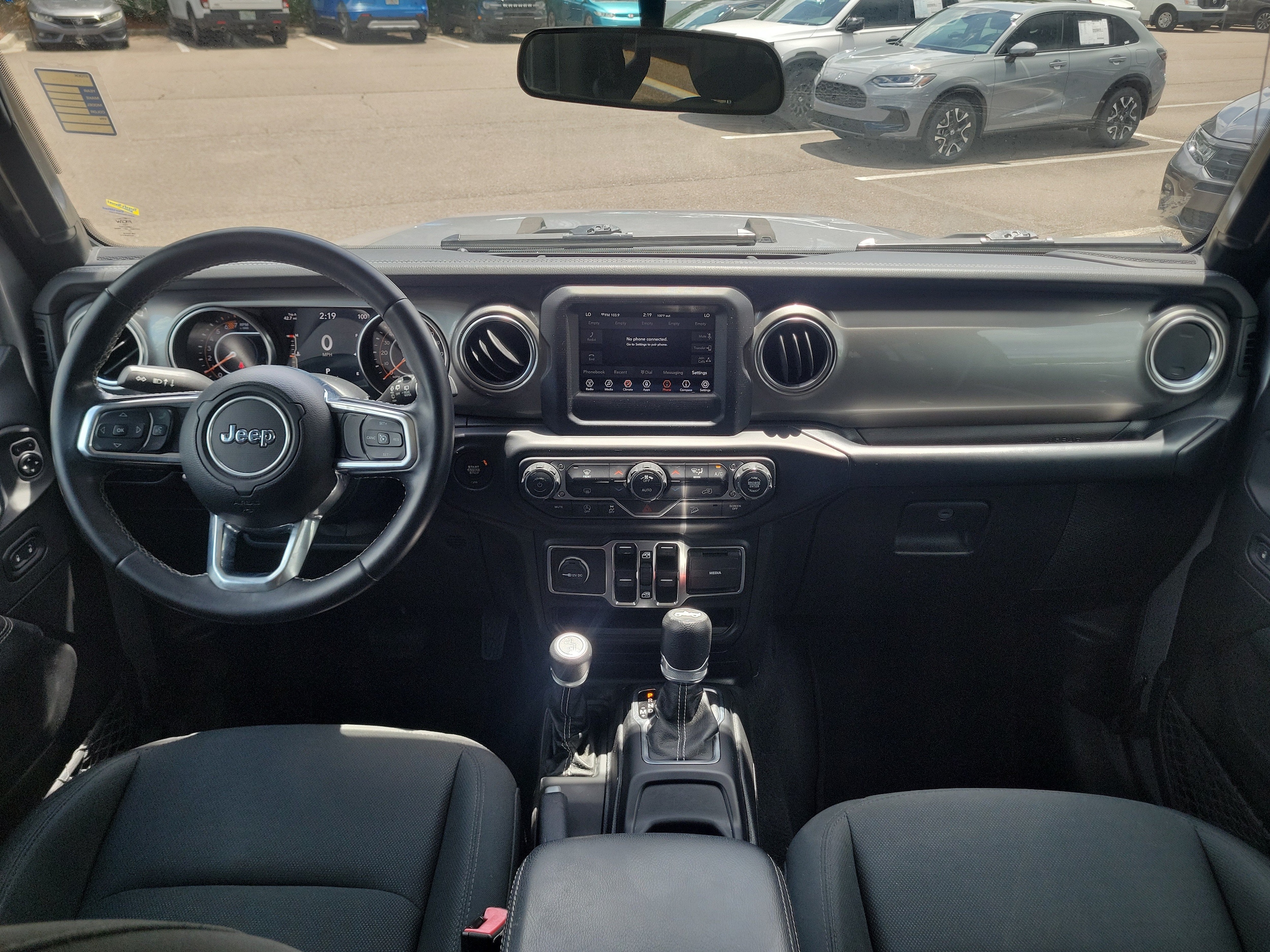 Photo 12