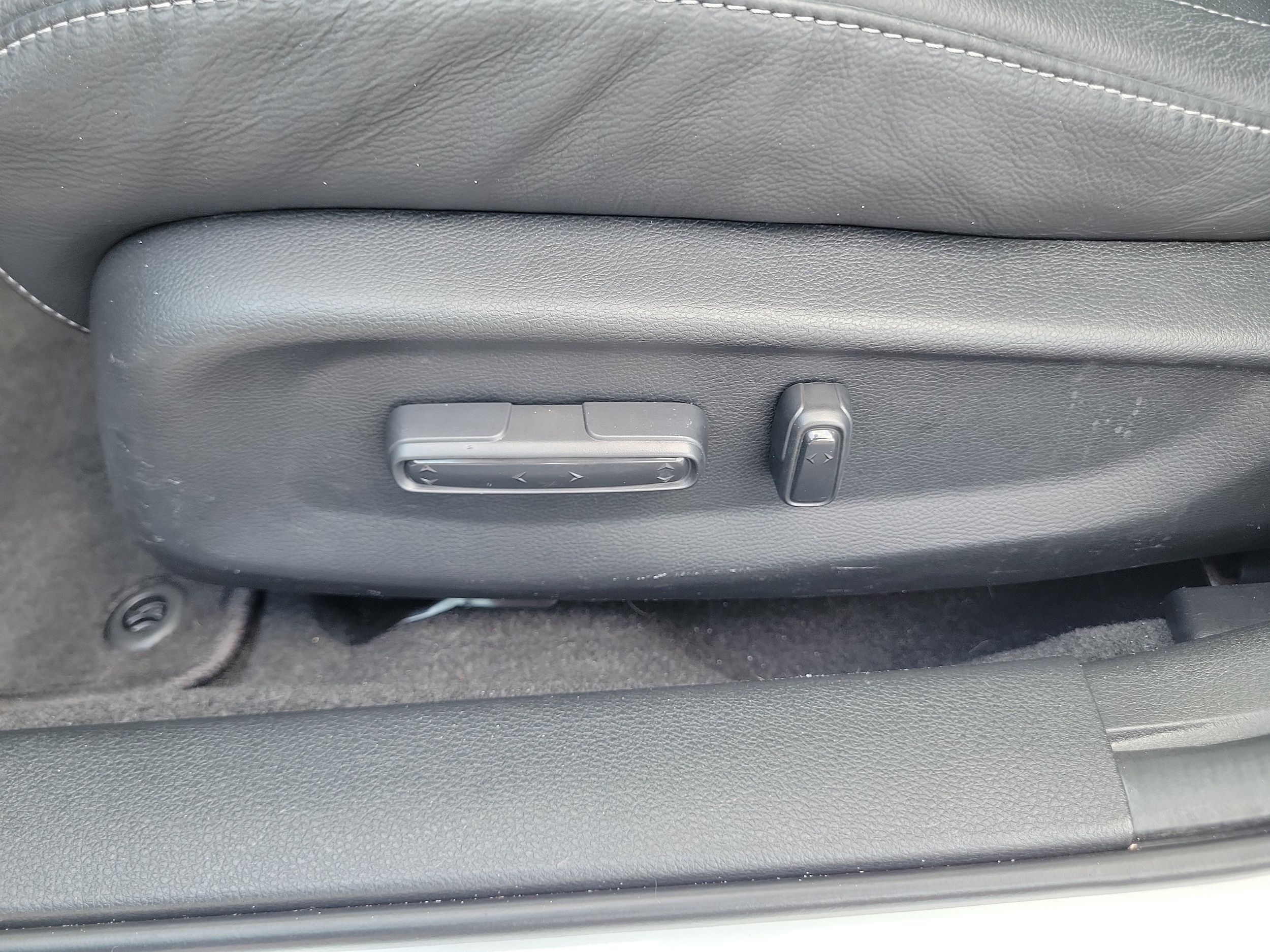 2022 Honda Insight Touring - Photo 25