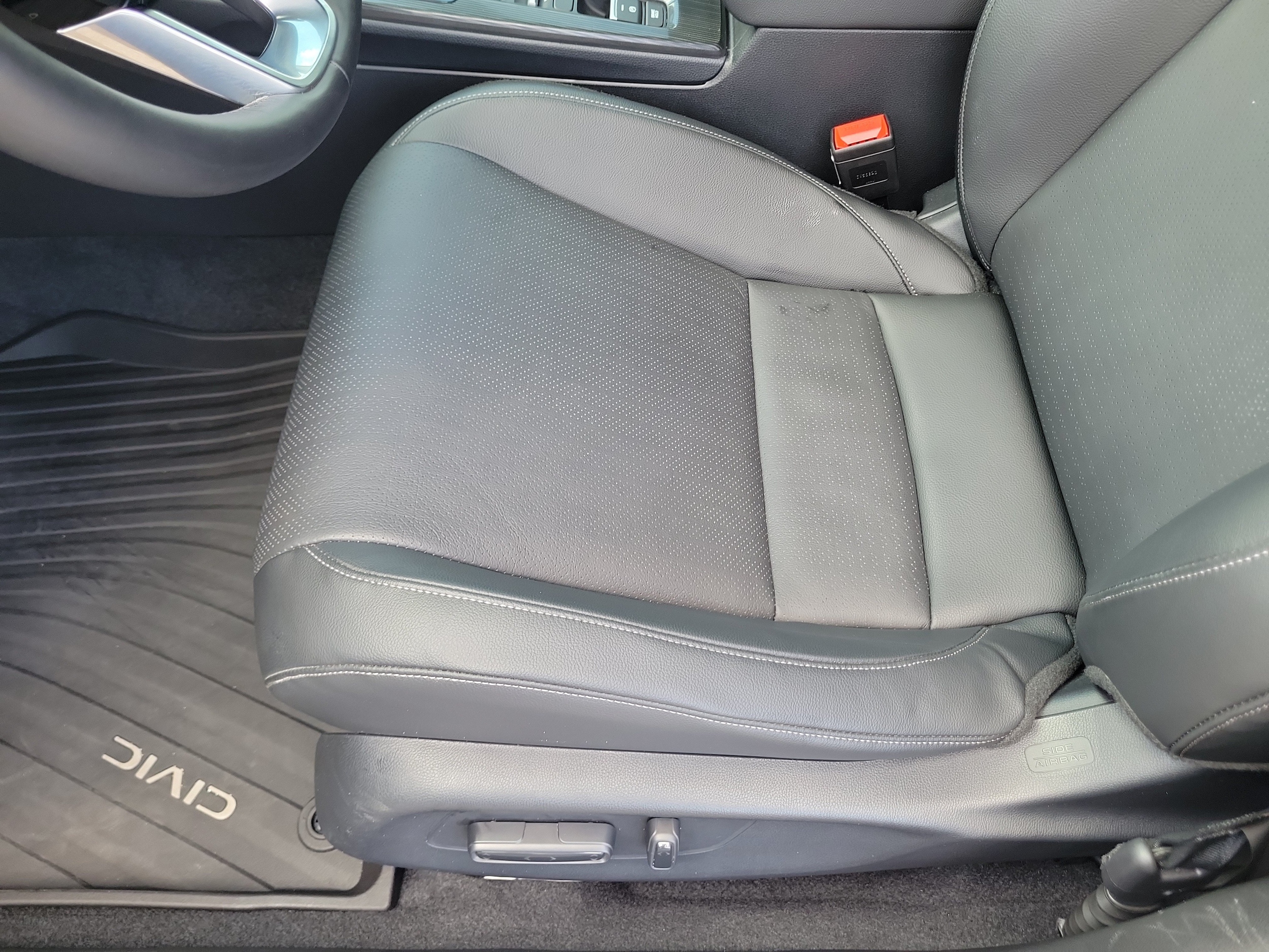 2026 Honda Civic Hatchback Sport Touring - Photo 27