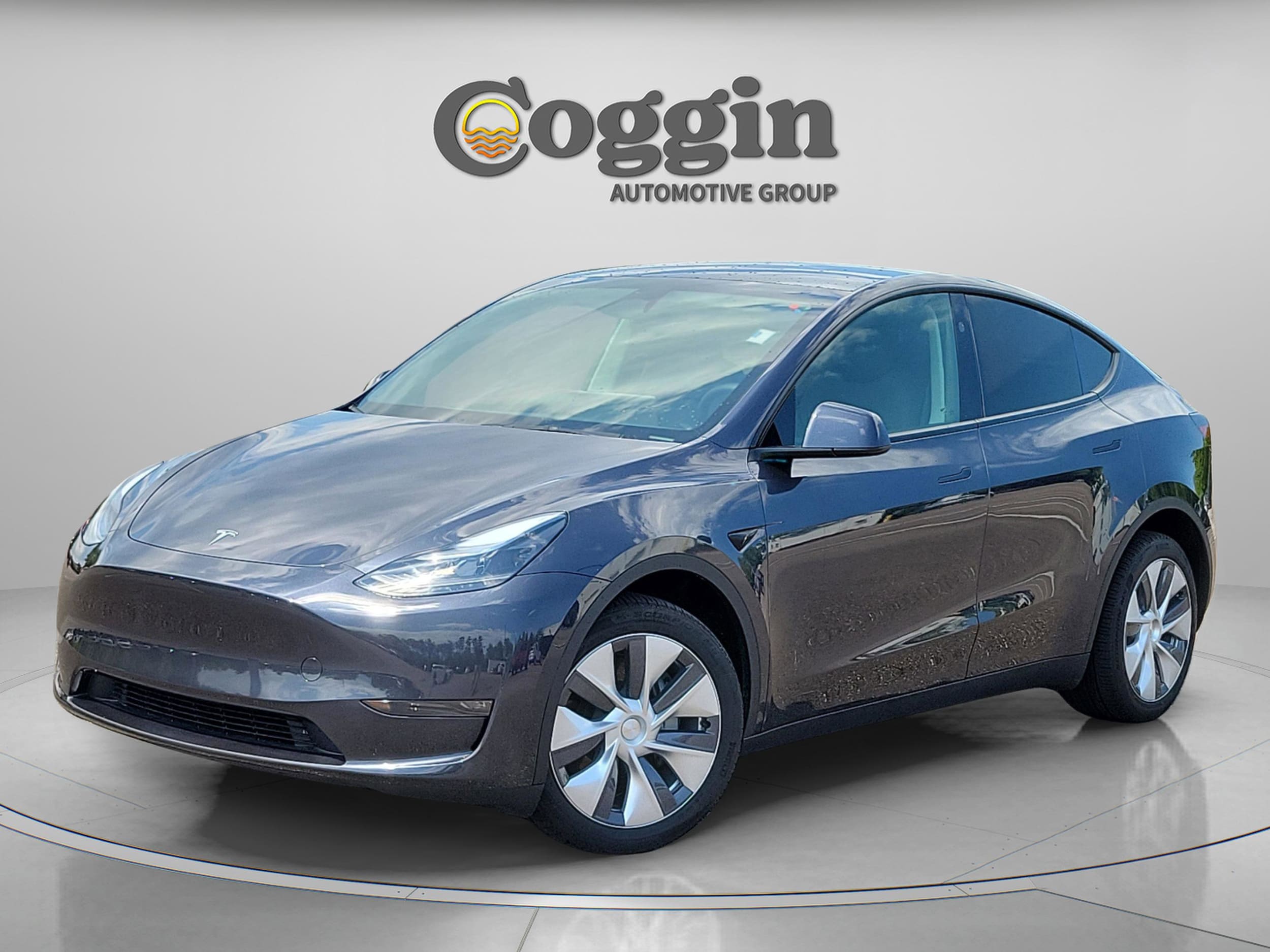 2024 Tesla Model Y Long Range Dual Motor All-Wheel Drive's photo