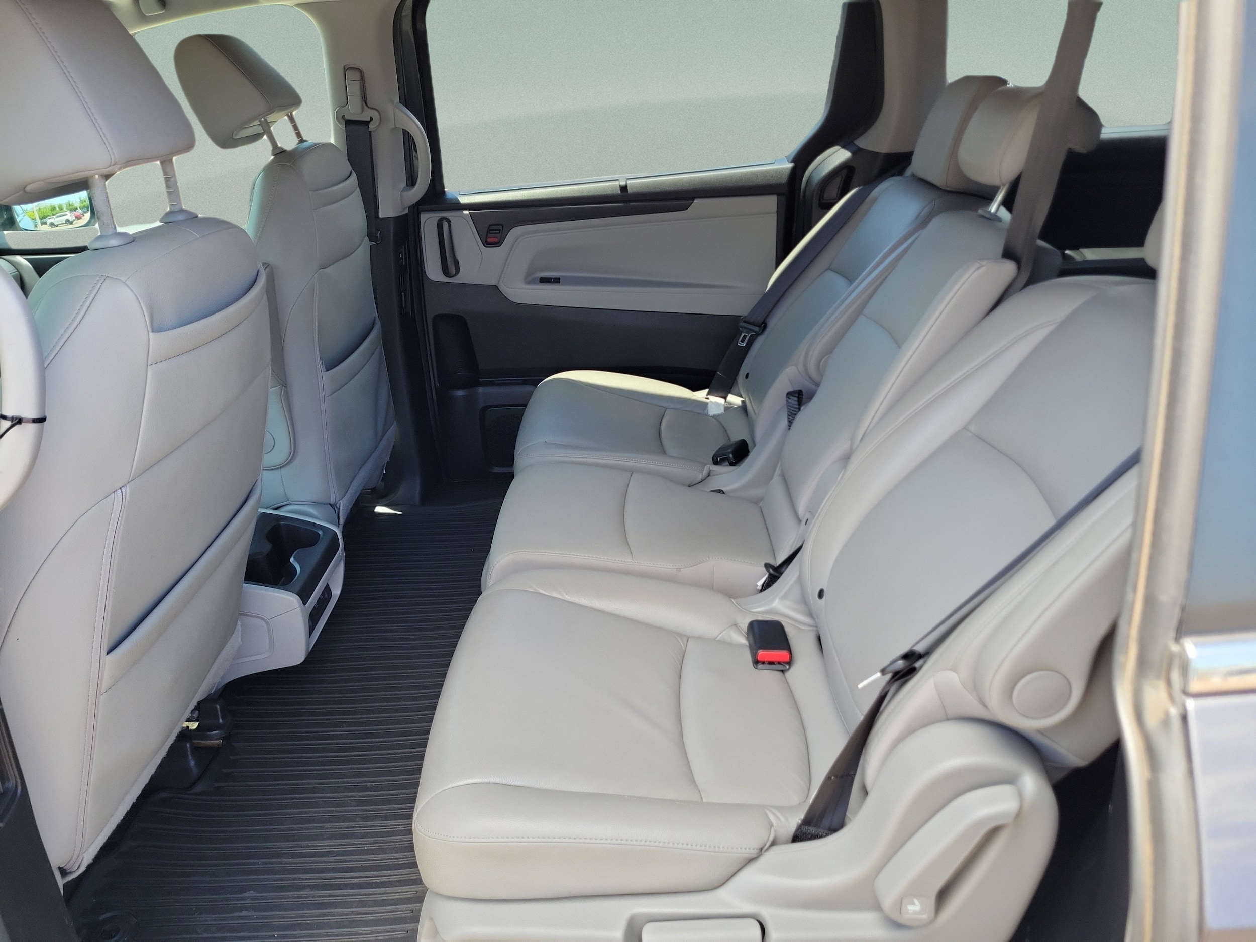 2019 Honda Odyssey EX-L - Photo 10