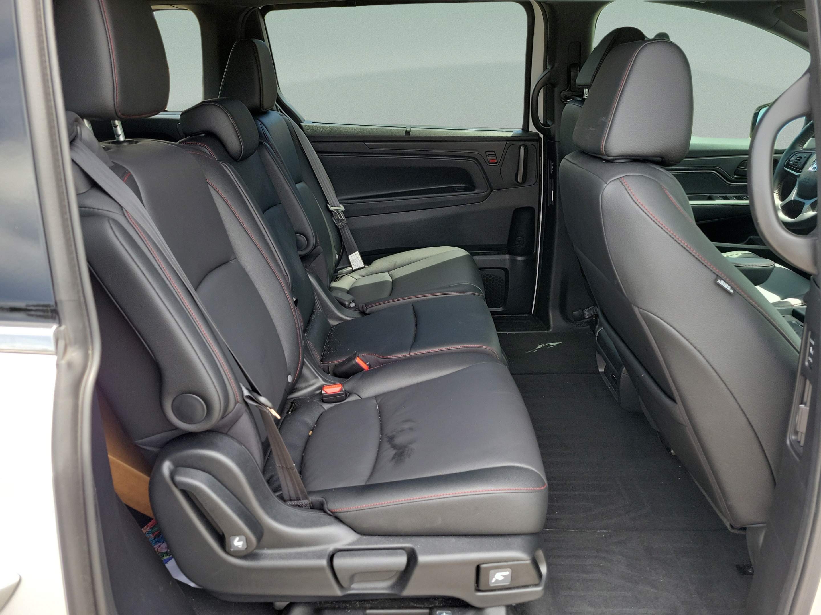 2026 Honda Odyssey Sport L - Photo 11