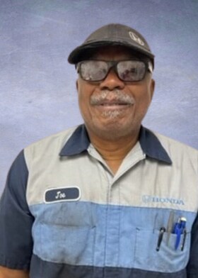 Staff member Joe Wright from ID_204e91f90163