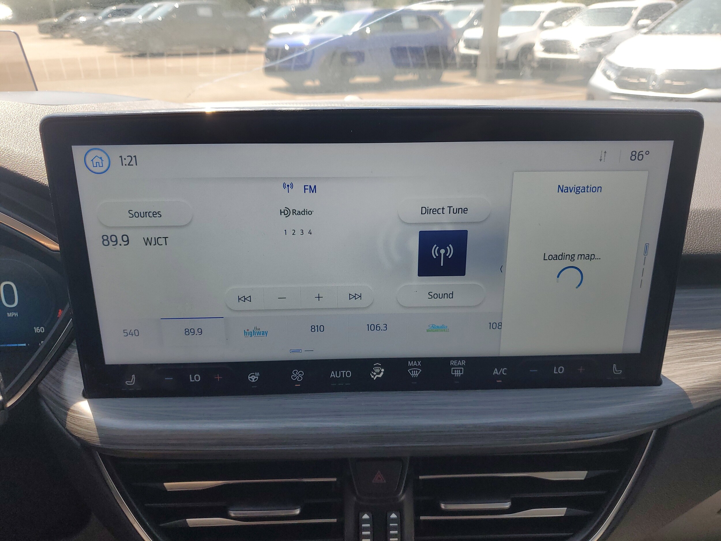 2023 Ford Escape Platinum Hybrid photo 2