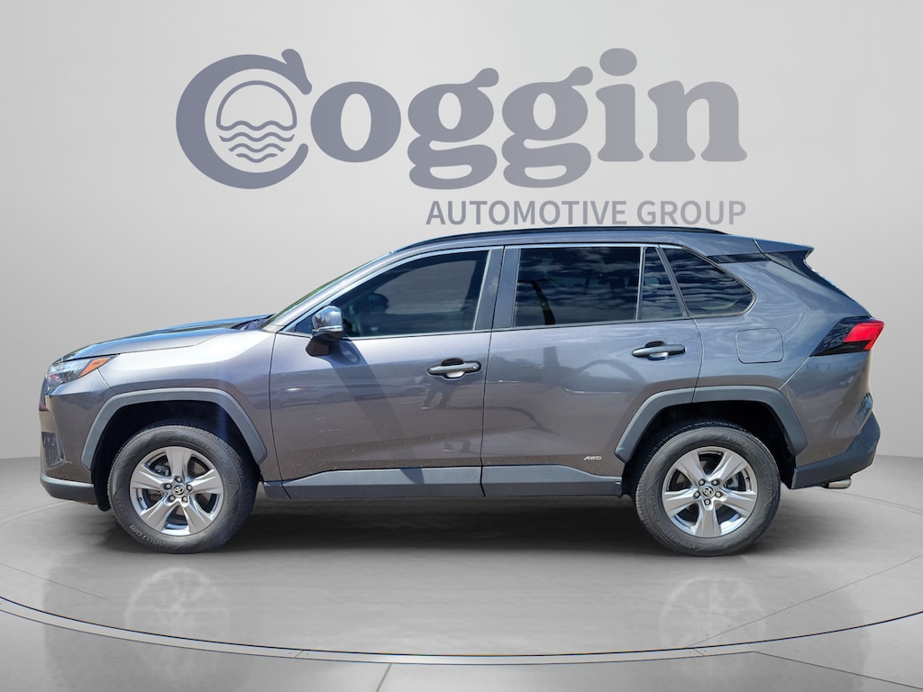 Used 2022 Toyota RAV4 Hybrid XLE SUV
