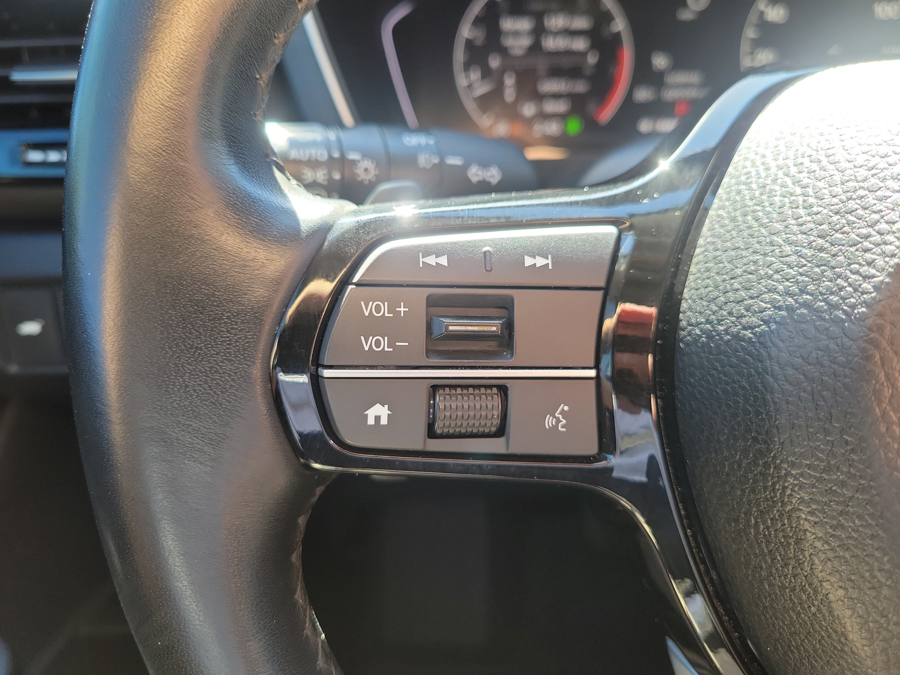 2023 Honda Pilot Touring - Photo 31