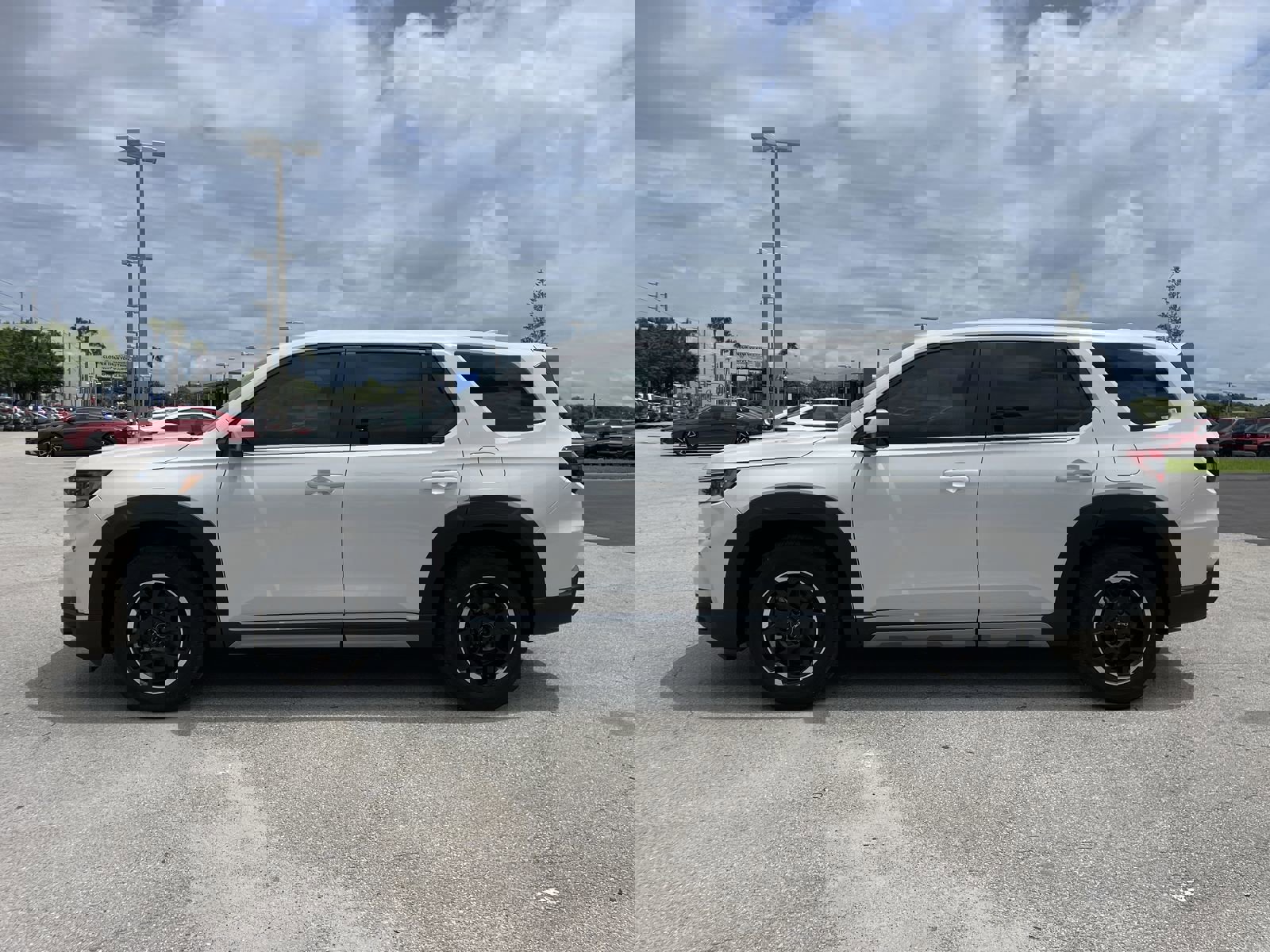 2025 Honda Pilot EX-L photo 3