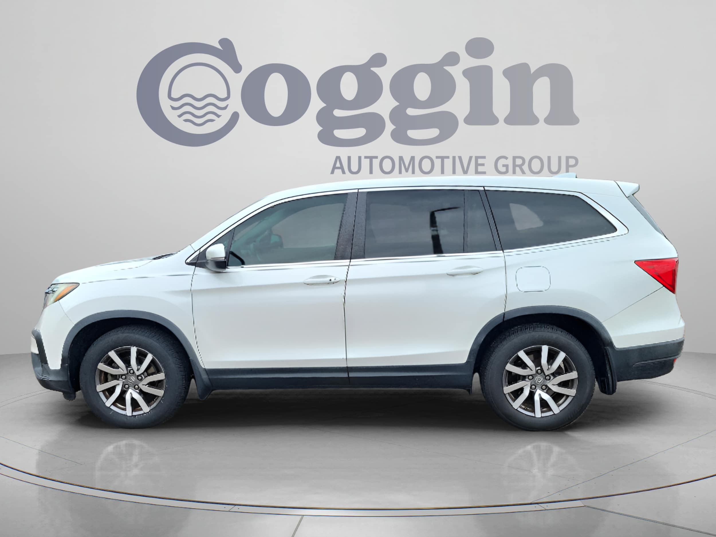 2020 Honda Pilot EX-L - Photo 2