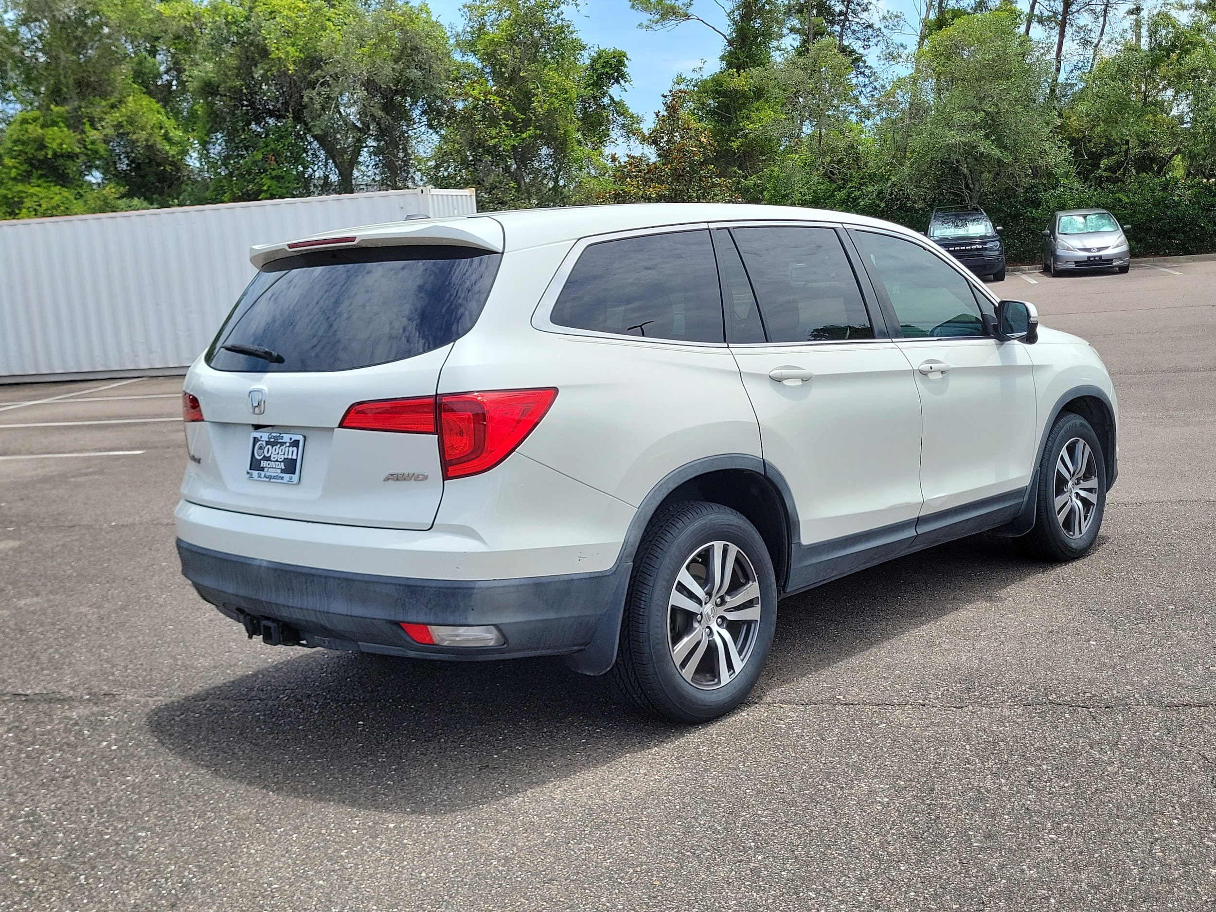 2017 Honda Pilot EX-L - Photo 6