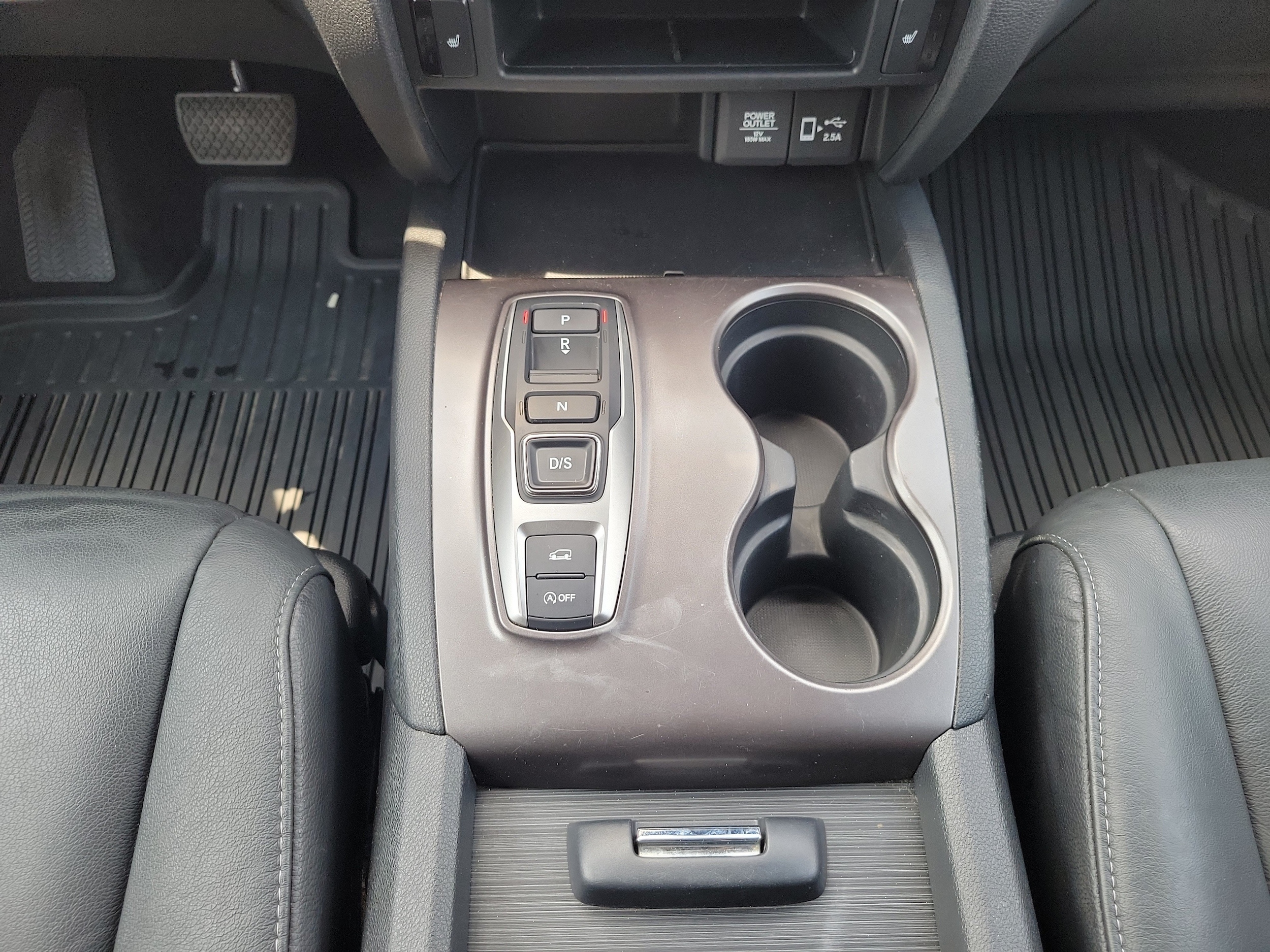 2021 Honda Pilot EX-L - Photo 16