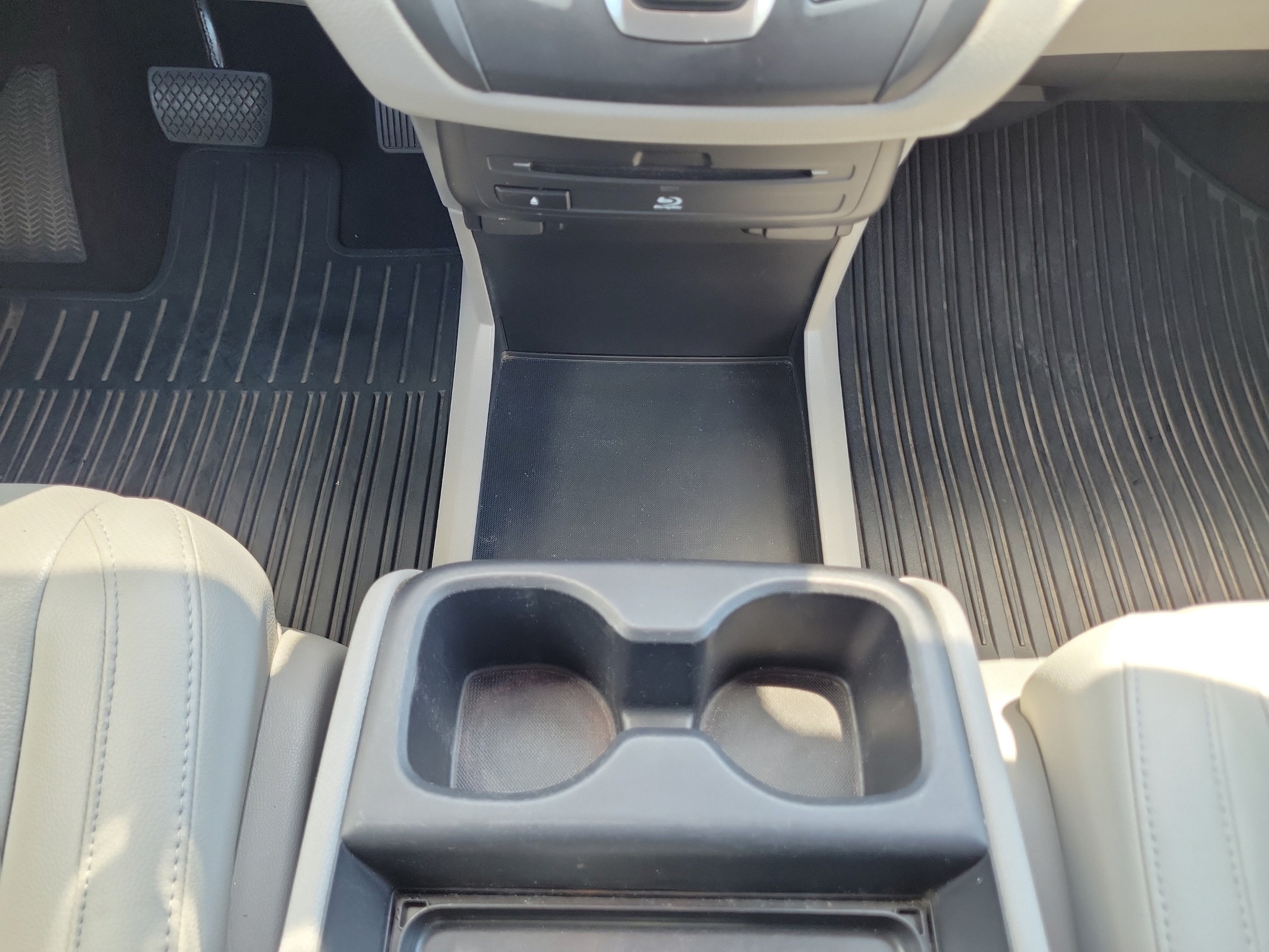 2019 Honda Odyssey EX-L - Photo 17
