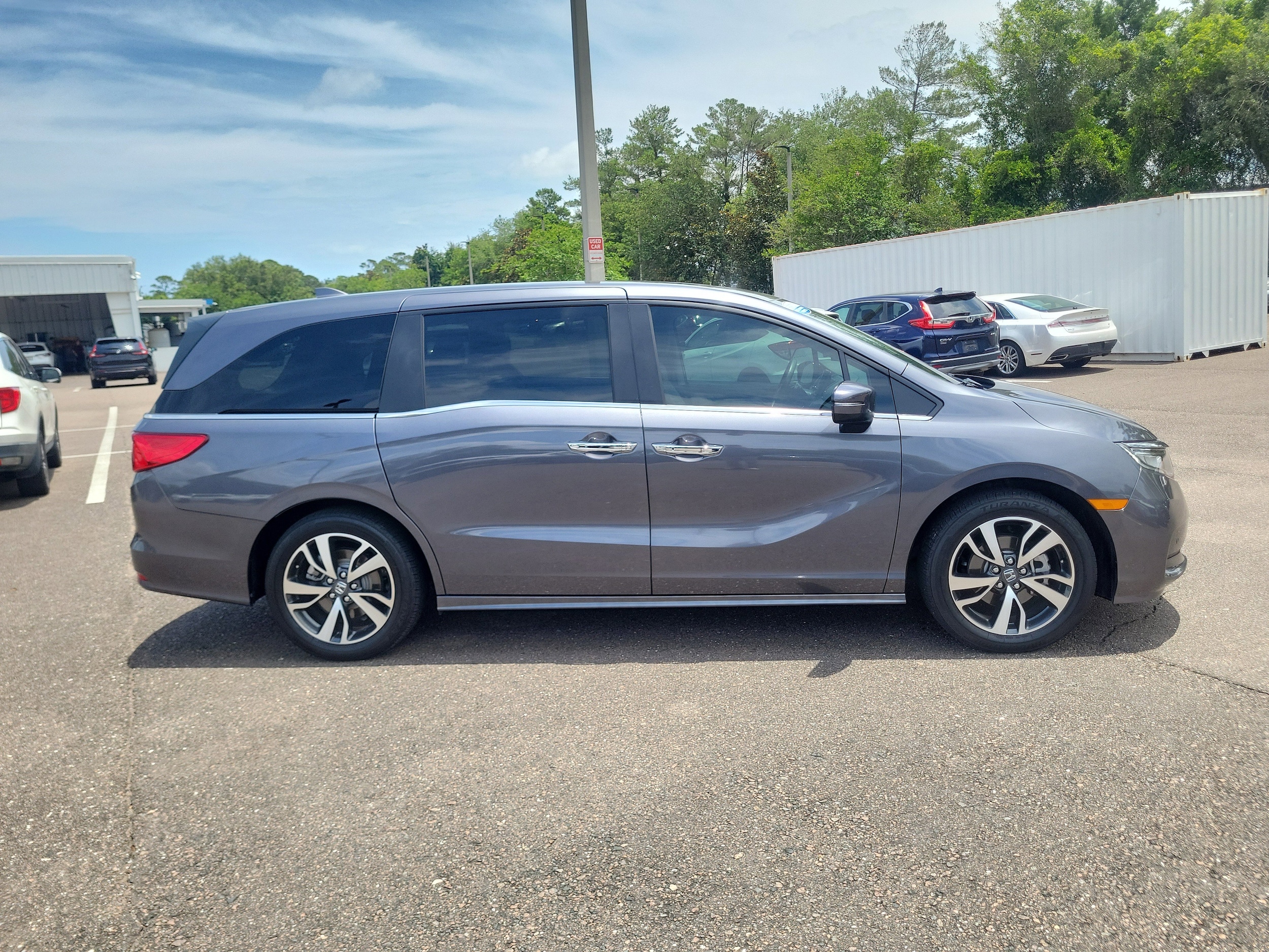 2024 Honda Odyssey Touring - Photo 7