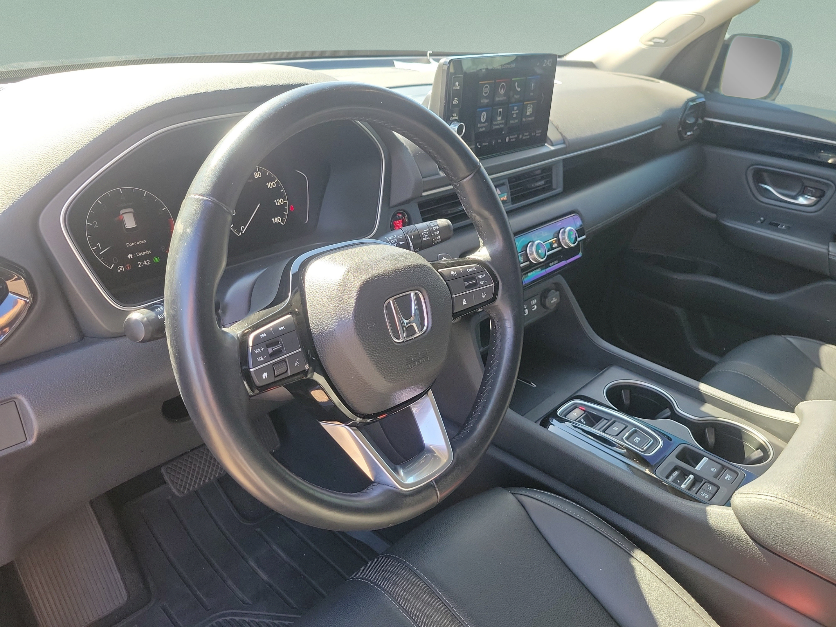 2023 Honda Pilot Touring - Photo 27