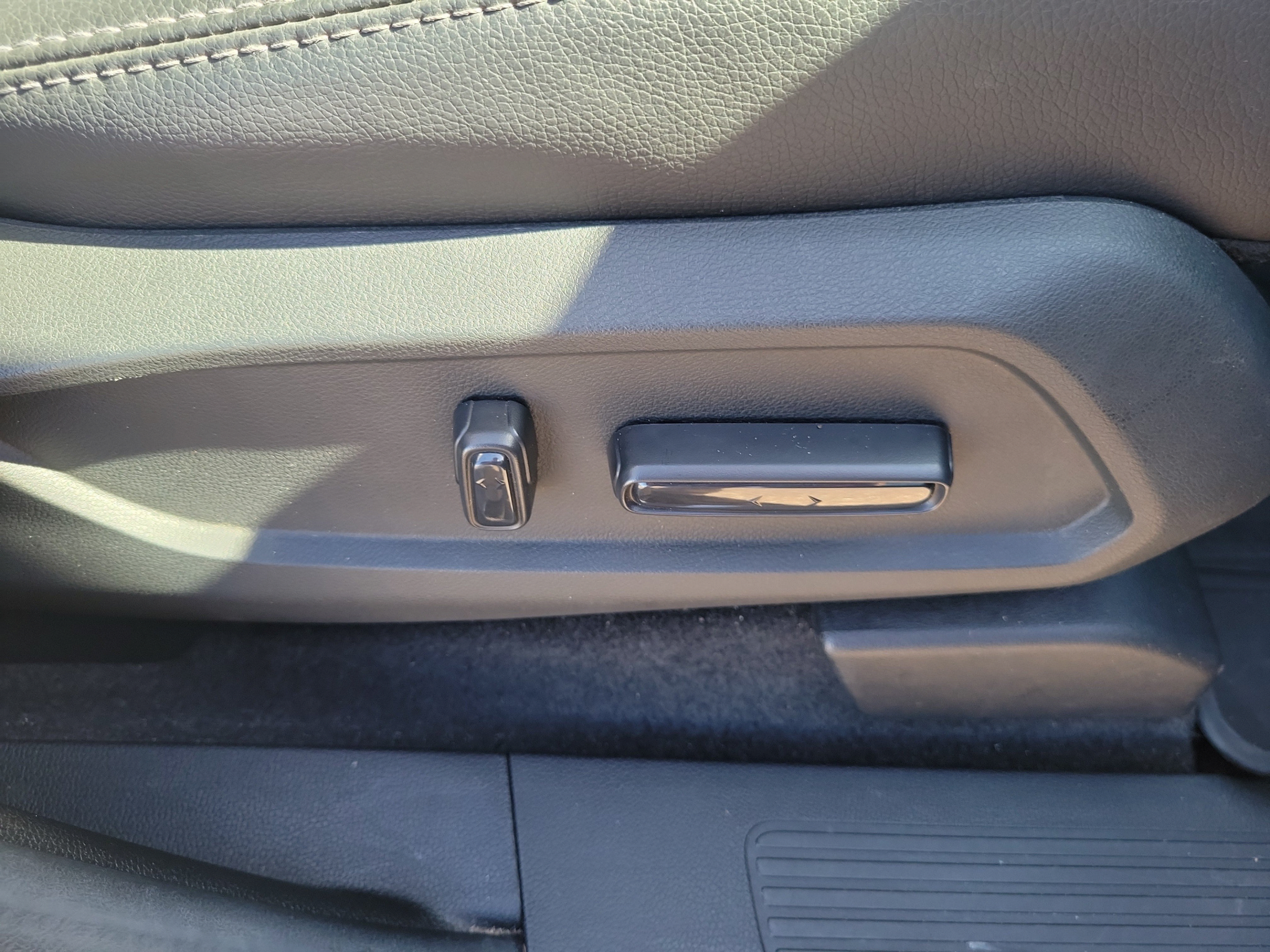 2023 Honda Pilot Touring - Photo 21