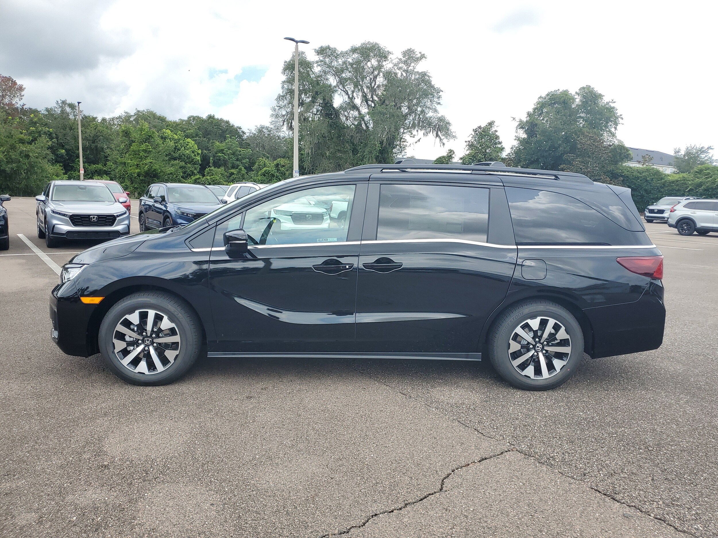 2026 Honda Odyssey EX-L photo 2