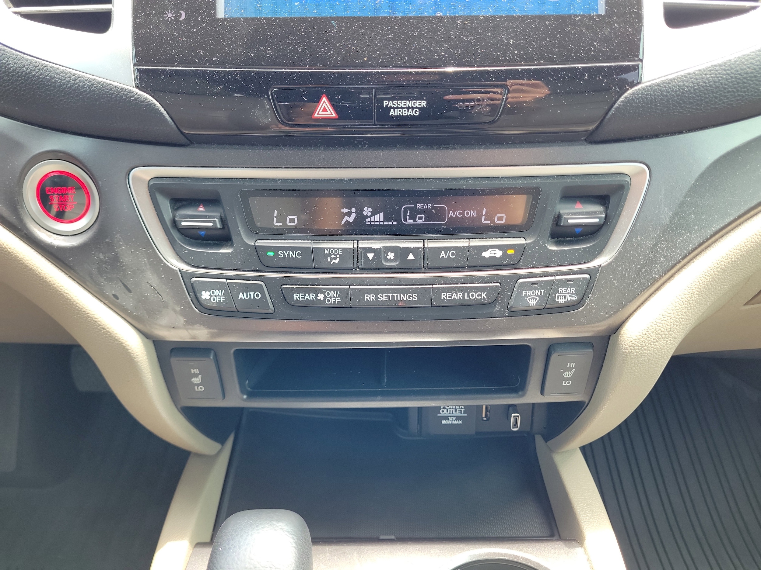 2017 Honda Pilot EX-L - Photo 16