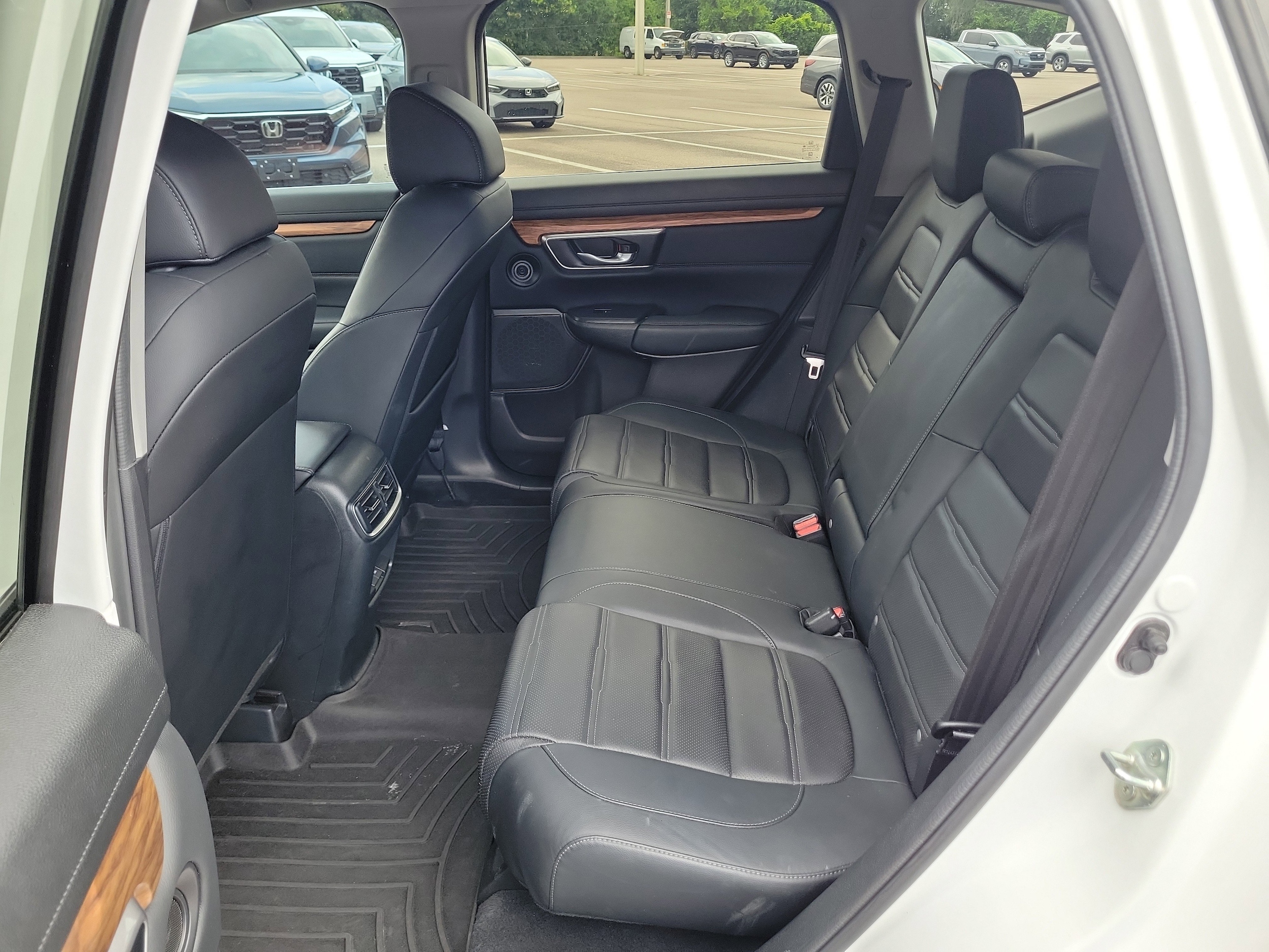 2022 Honda CR-V Touring - Photo 10