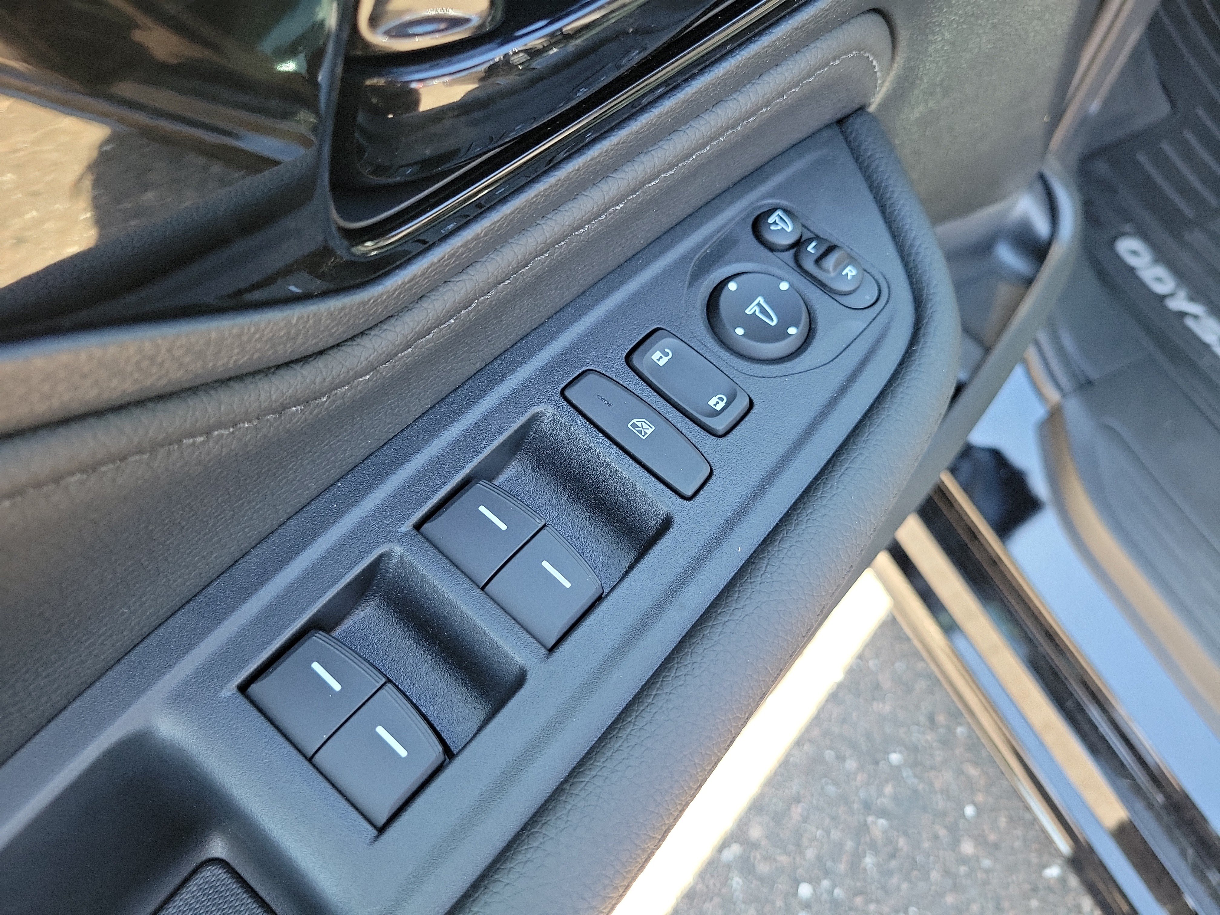 2026 Honda Odyssey Elite - Photo 24