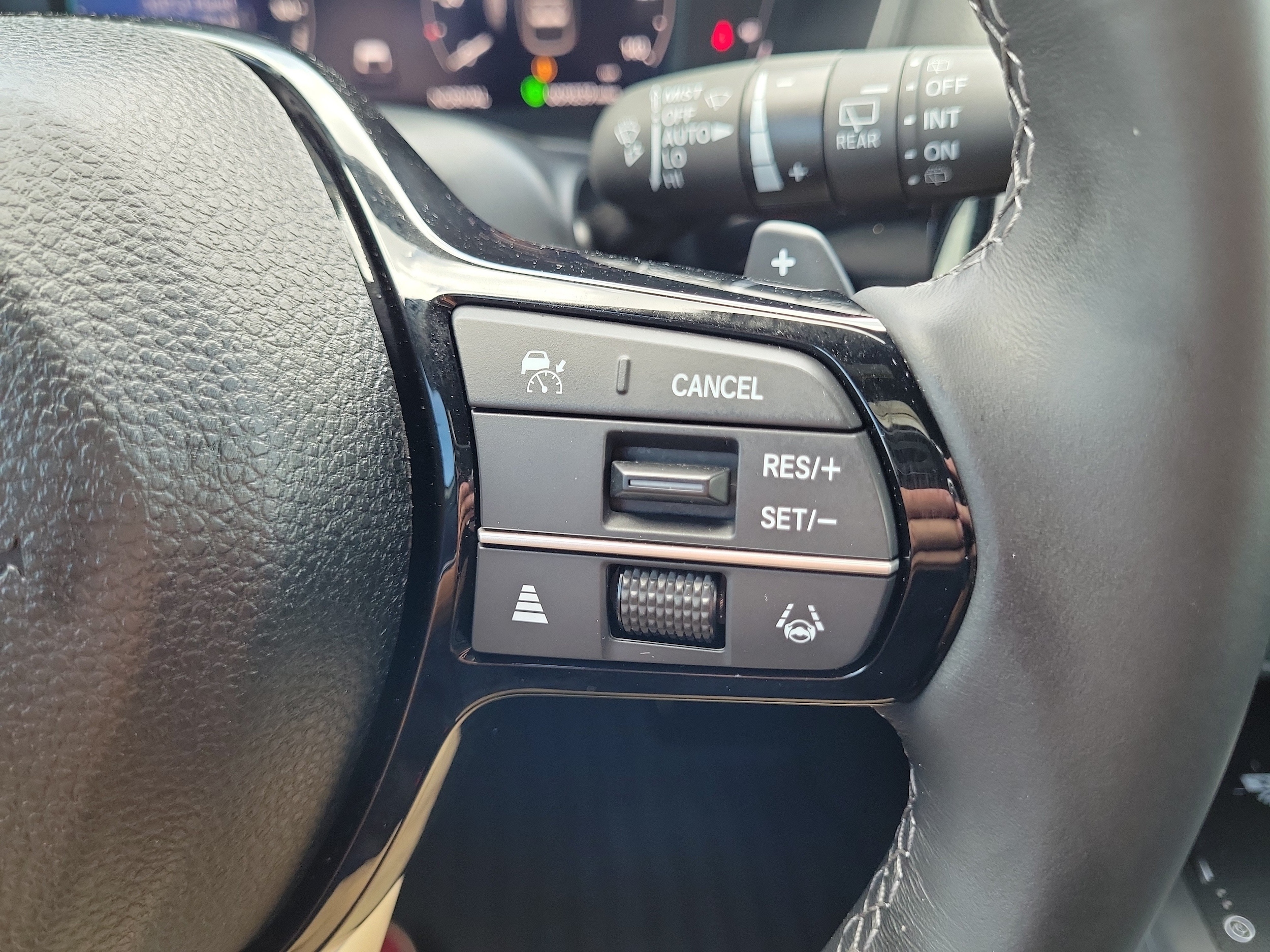 2026 Honda Civic Hatchback Sport Touring - Photo 32