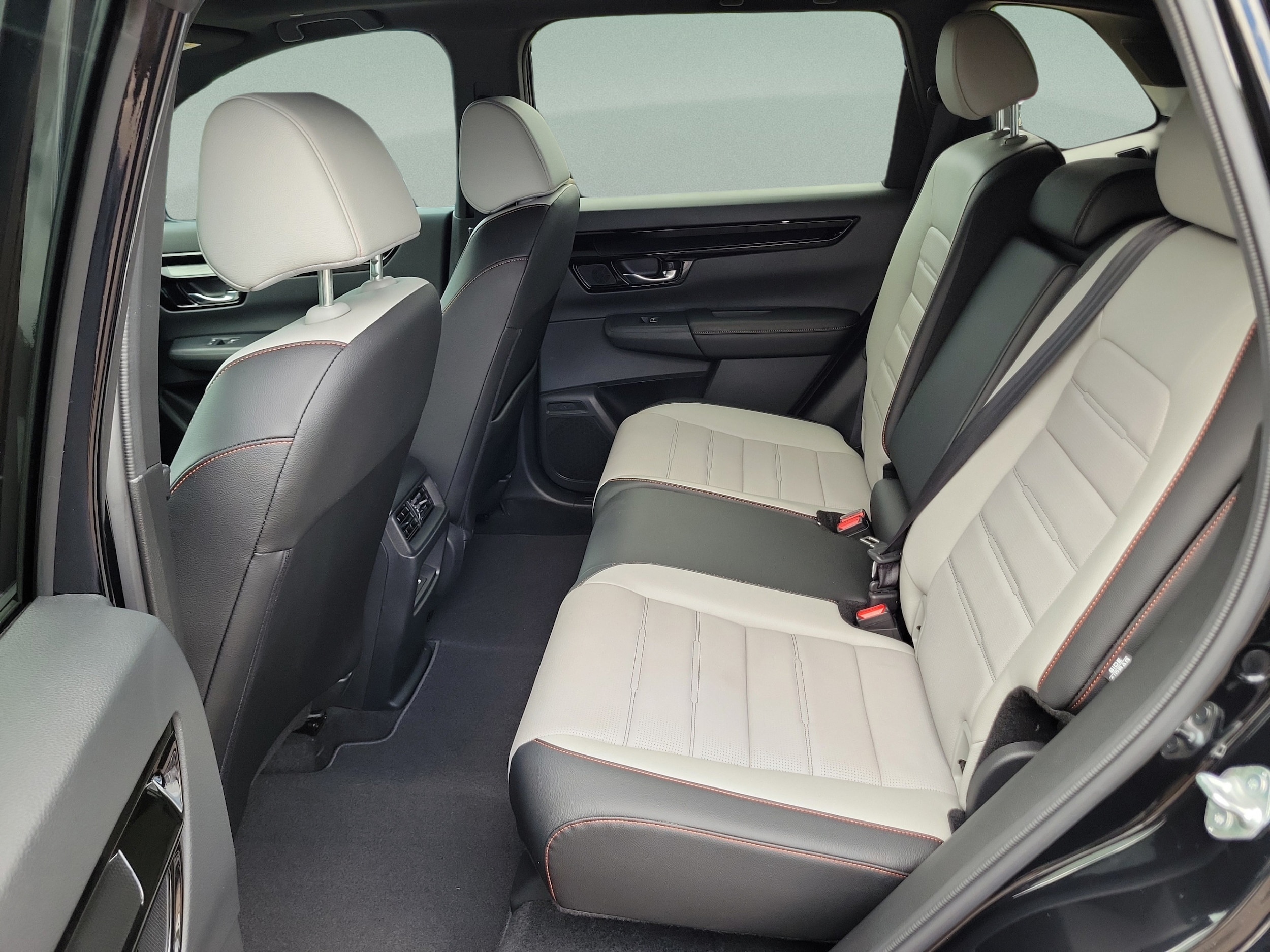 2026 Honda CR-V Sport Touring - Photo 12