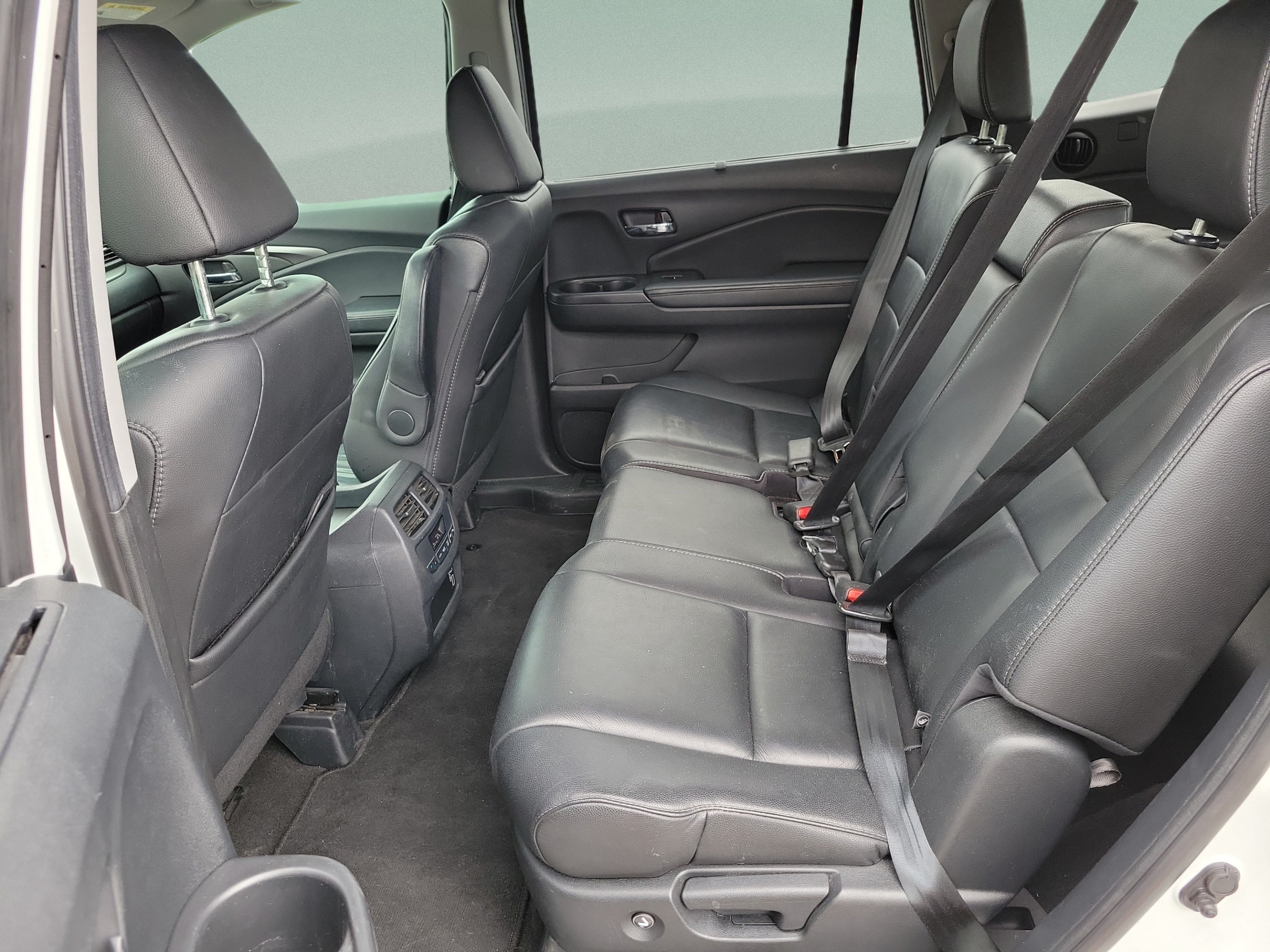 2020 Honda Pilot EX-L - Photo 10