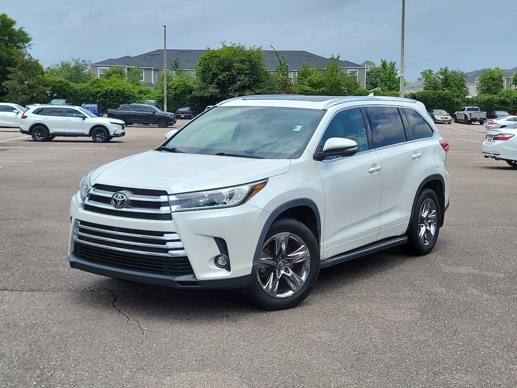 Used 2019 Toyota Highlander Limited V6 SUV