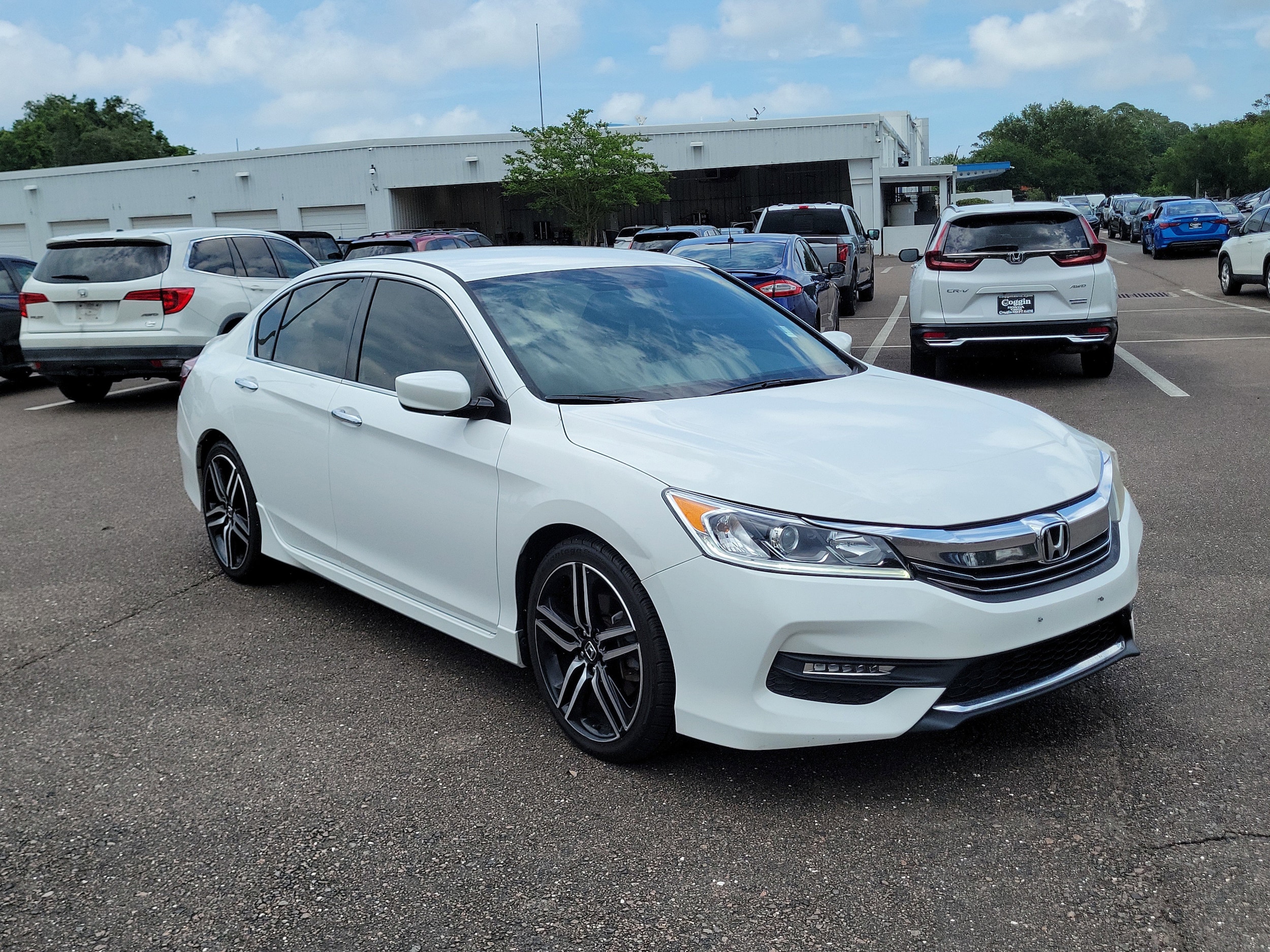 2017 Honda Accord Sport SE - Photo 8