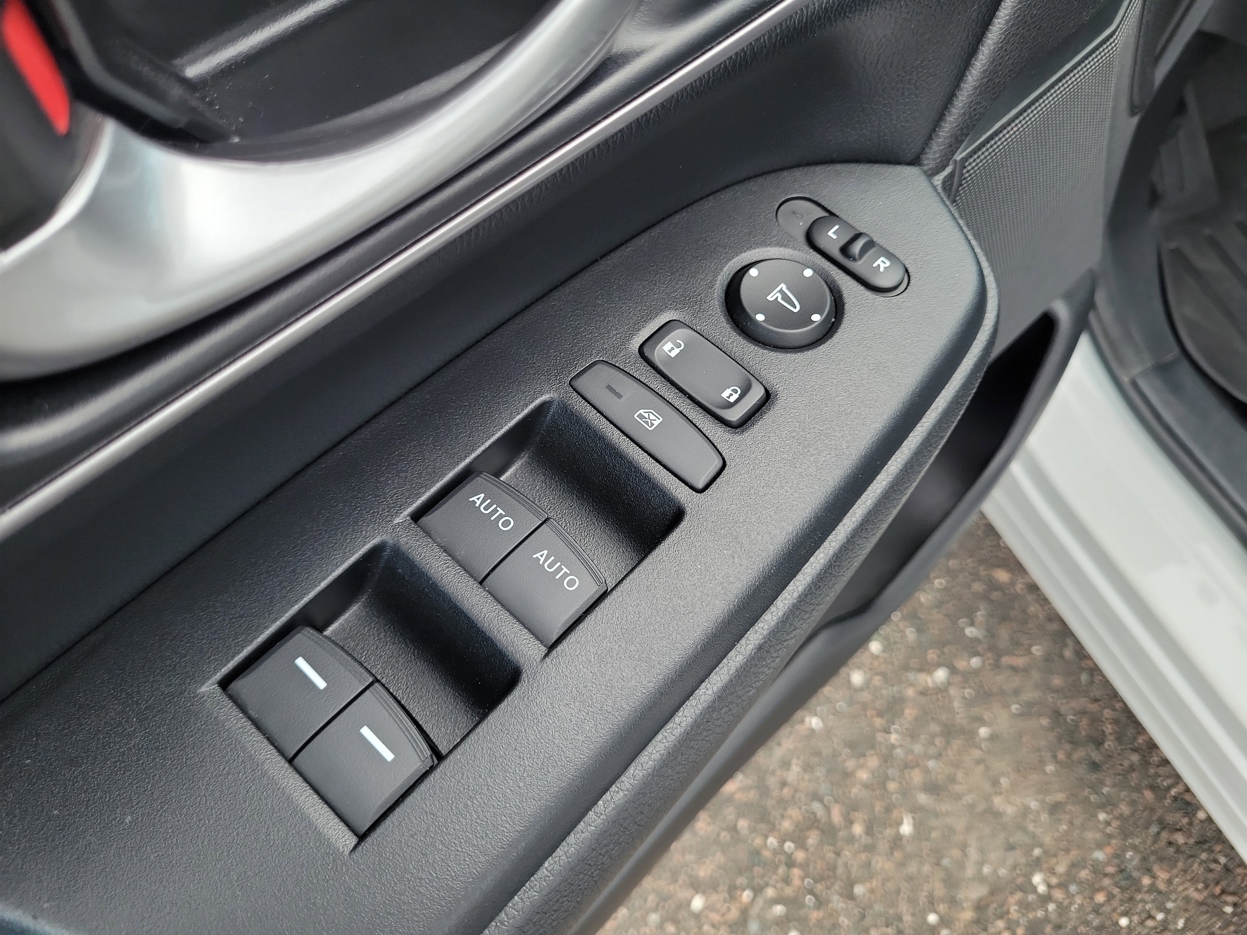 2022 Honda CR-V Touring - Photo 25