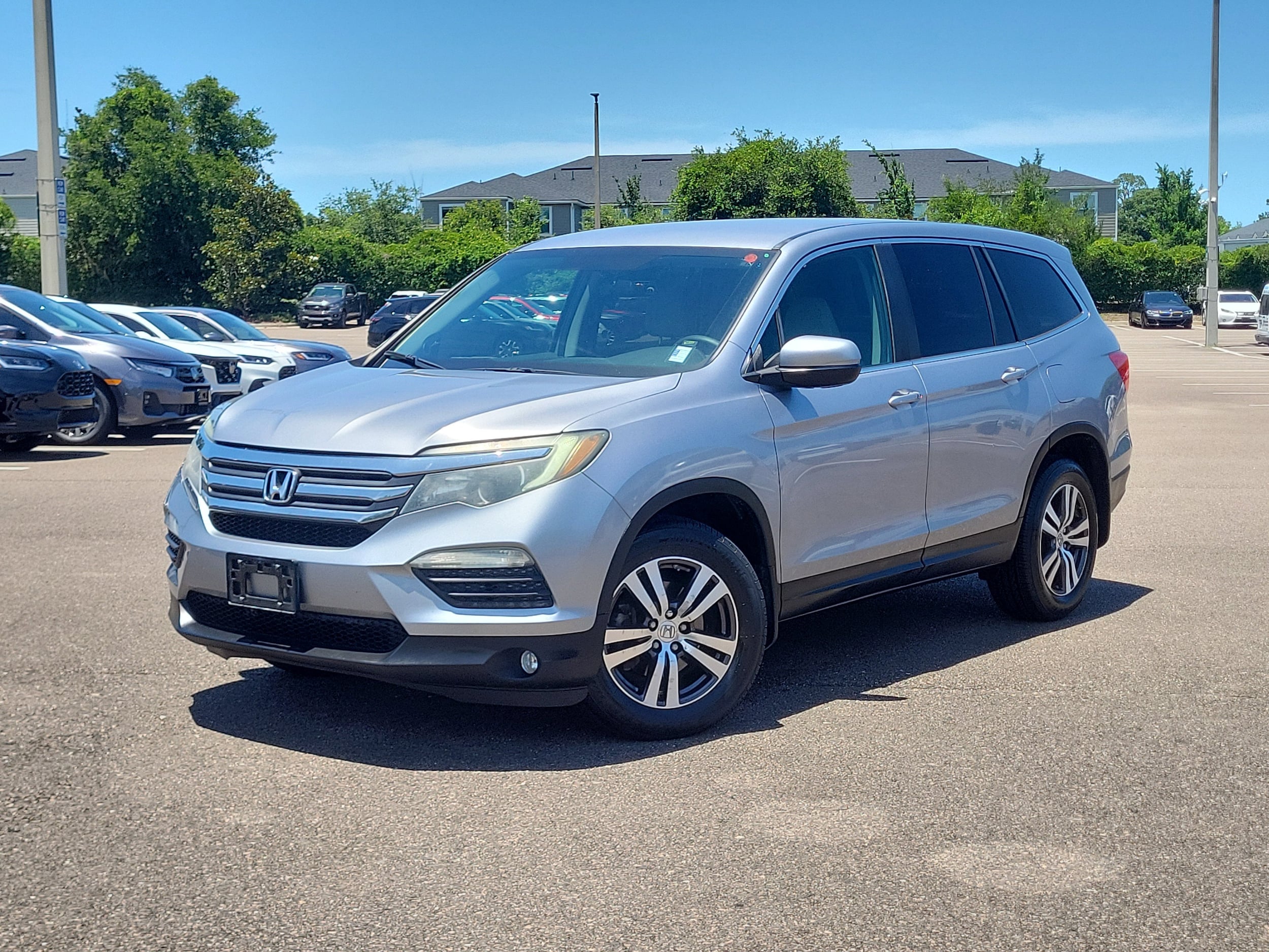 2016 Honda Pilot 2WD EX's photo