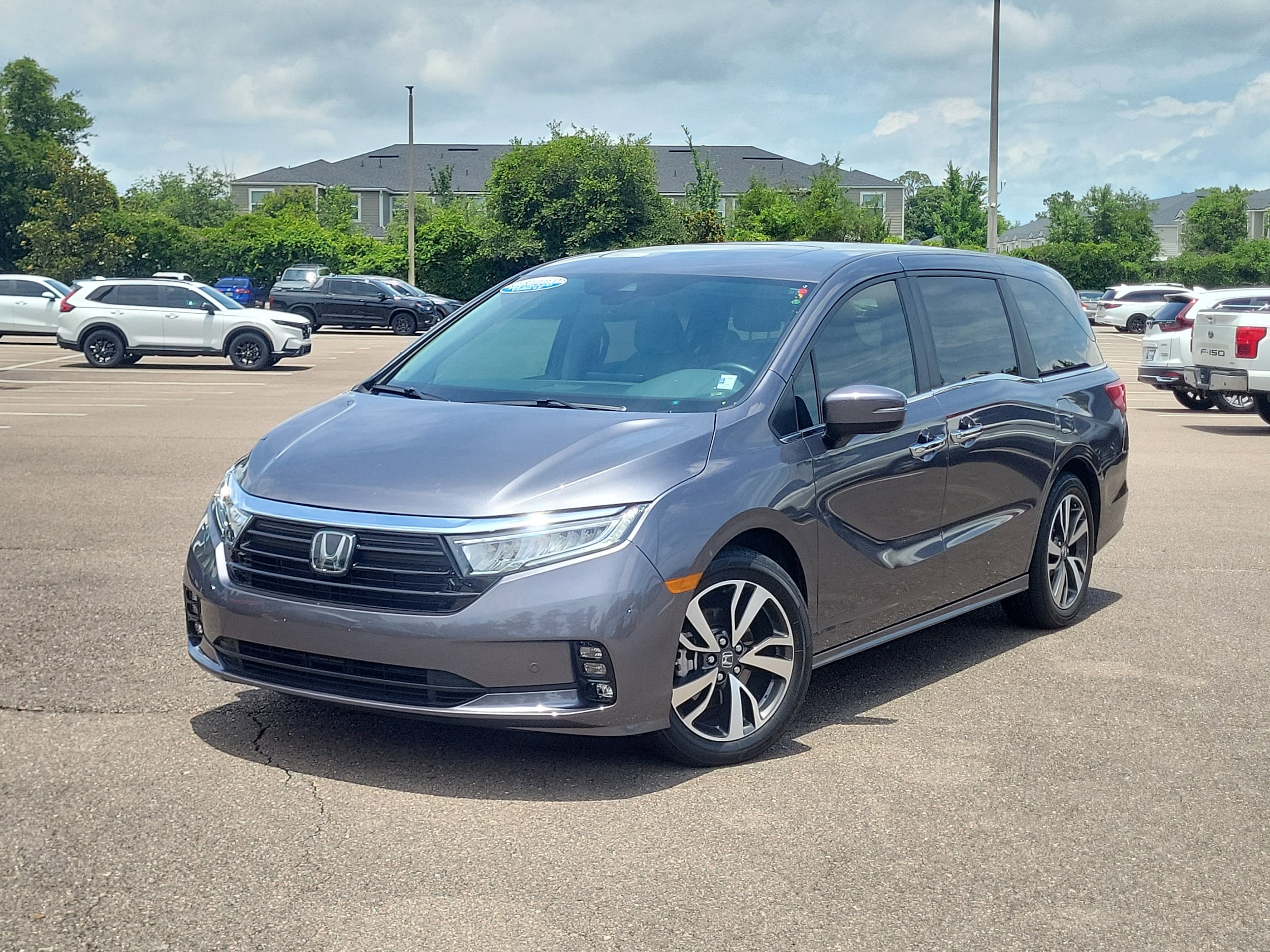 2024 Honda Odyssey Touring's photo