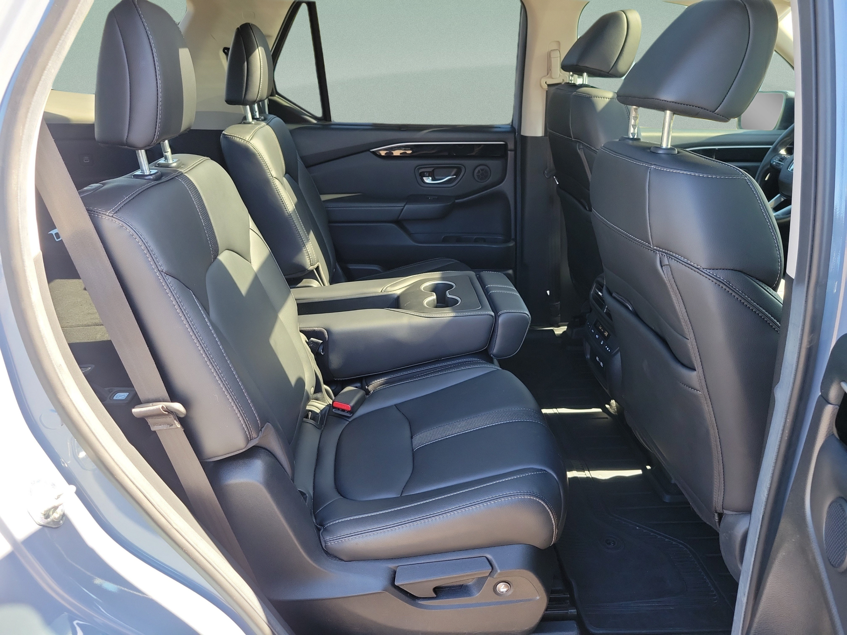 2023 Honda Pilot Touring - Photo 11