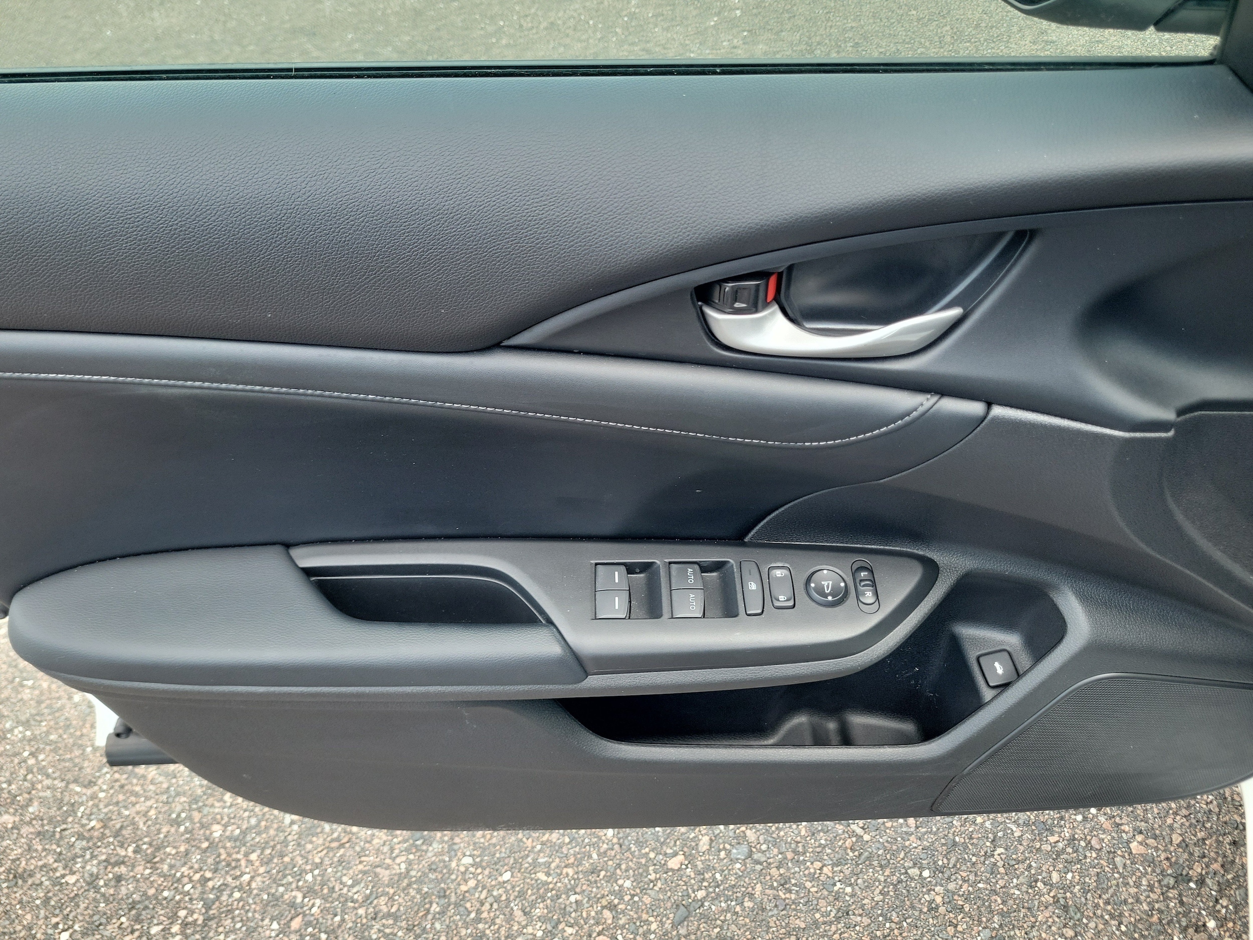 2022 Honda Insight Touring - Photo 21