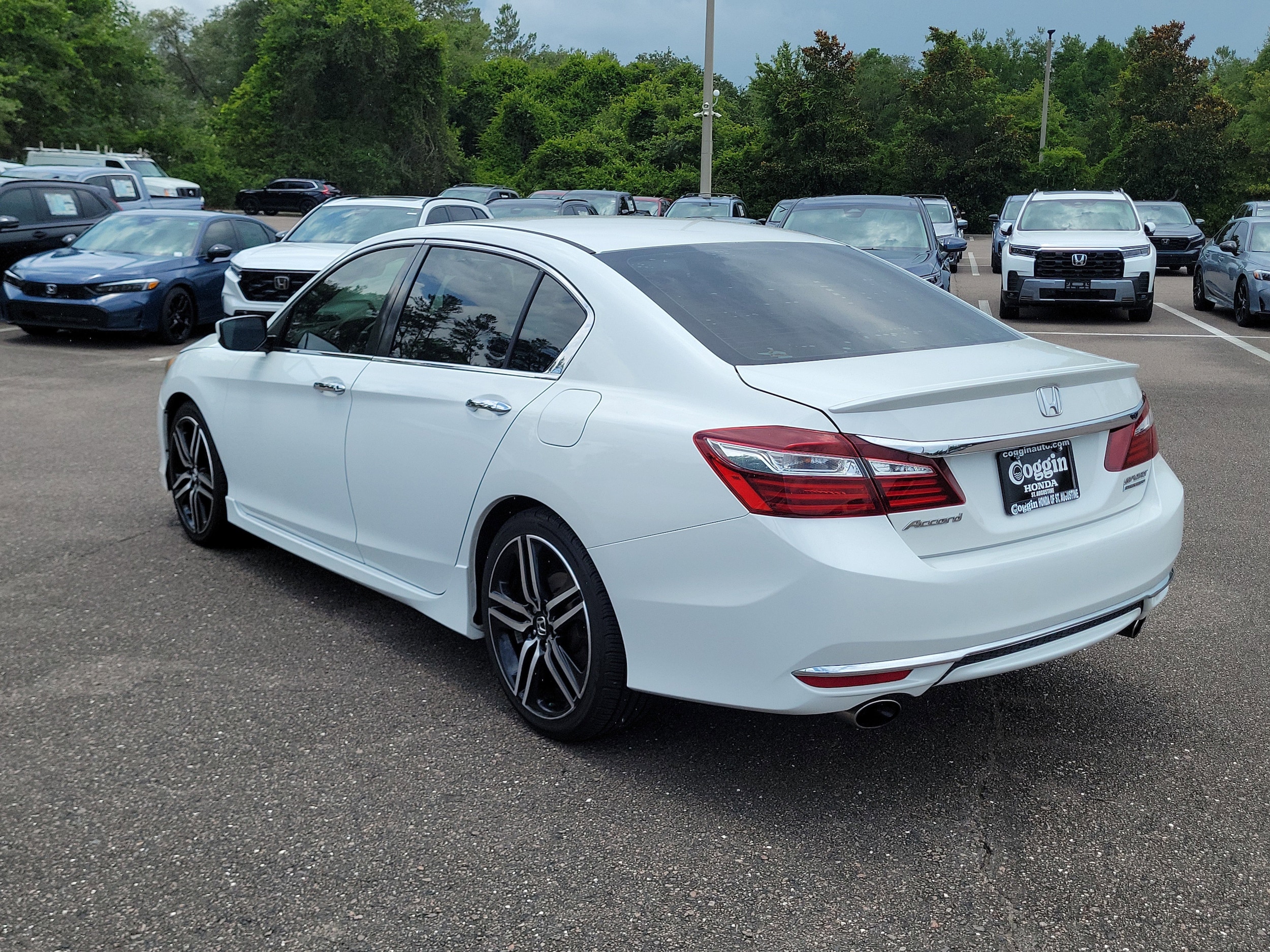 2017 Honda Accord Sport SE - Photo 4