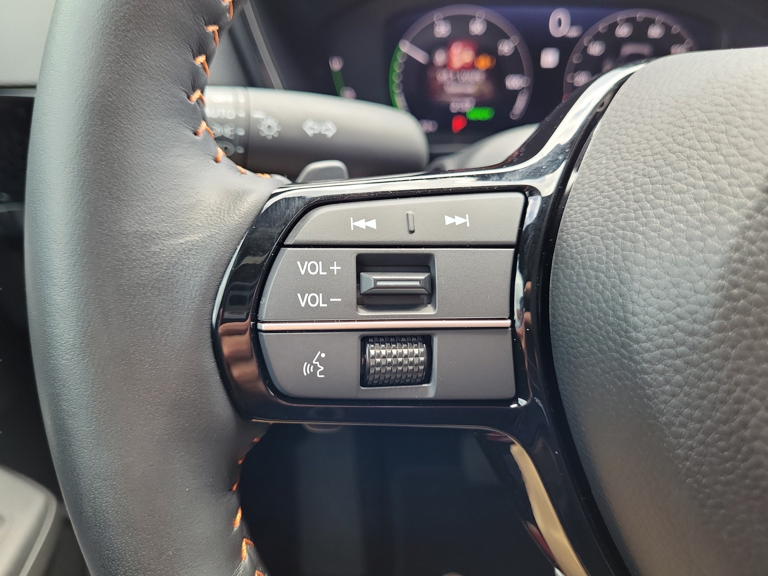 2026 Honda CR-V Sport Touring - Photo 33