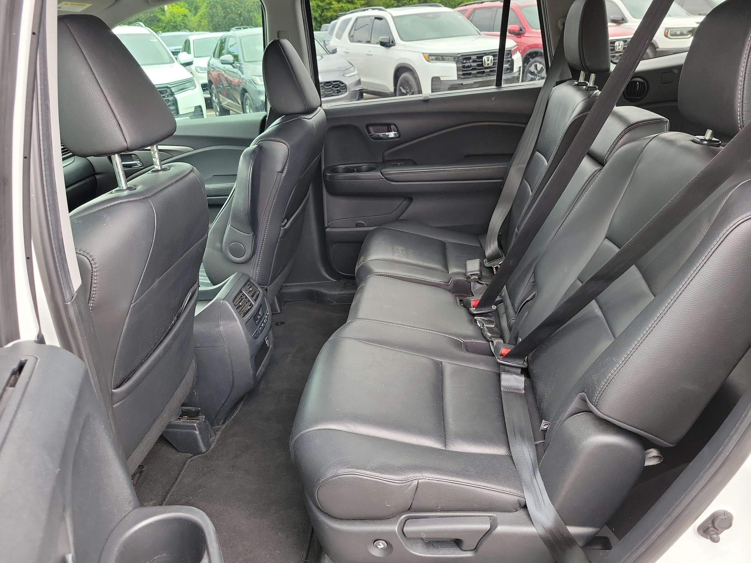 2020 Honda Pilot EX-L - Photo 10
