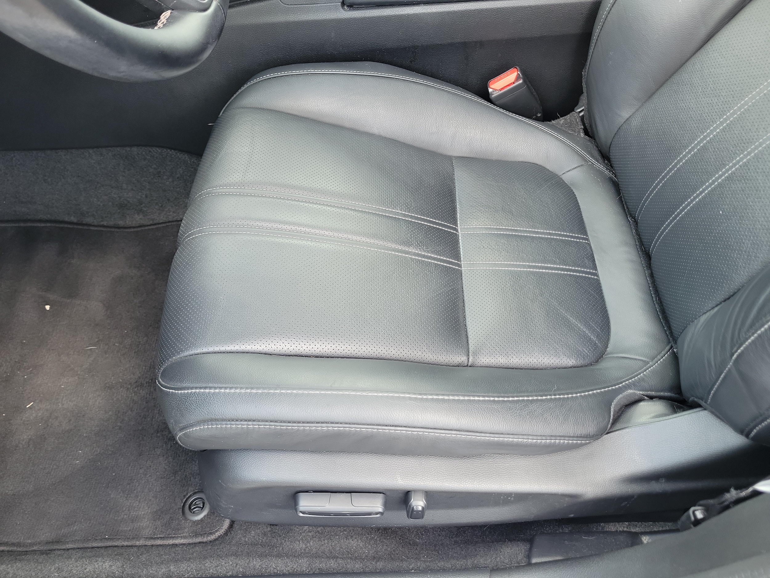 2022 Honda Insight Touring - Photo 24