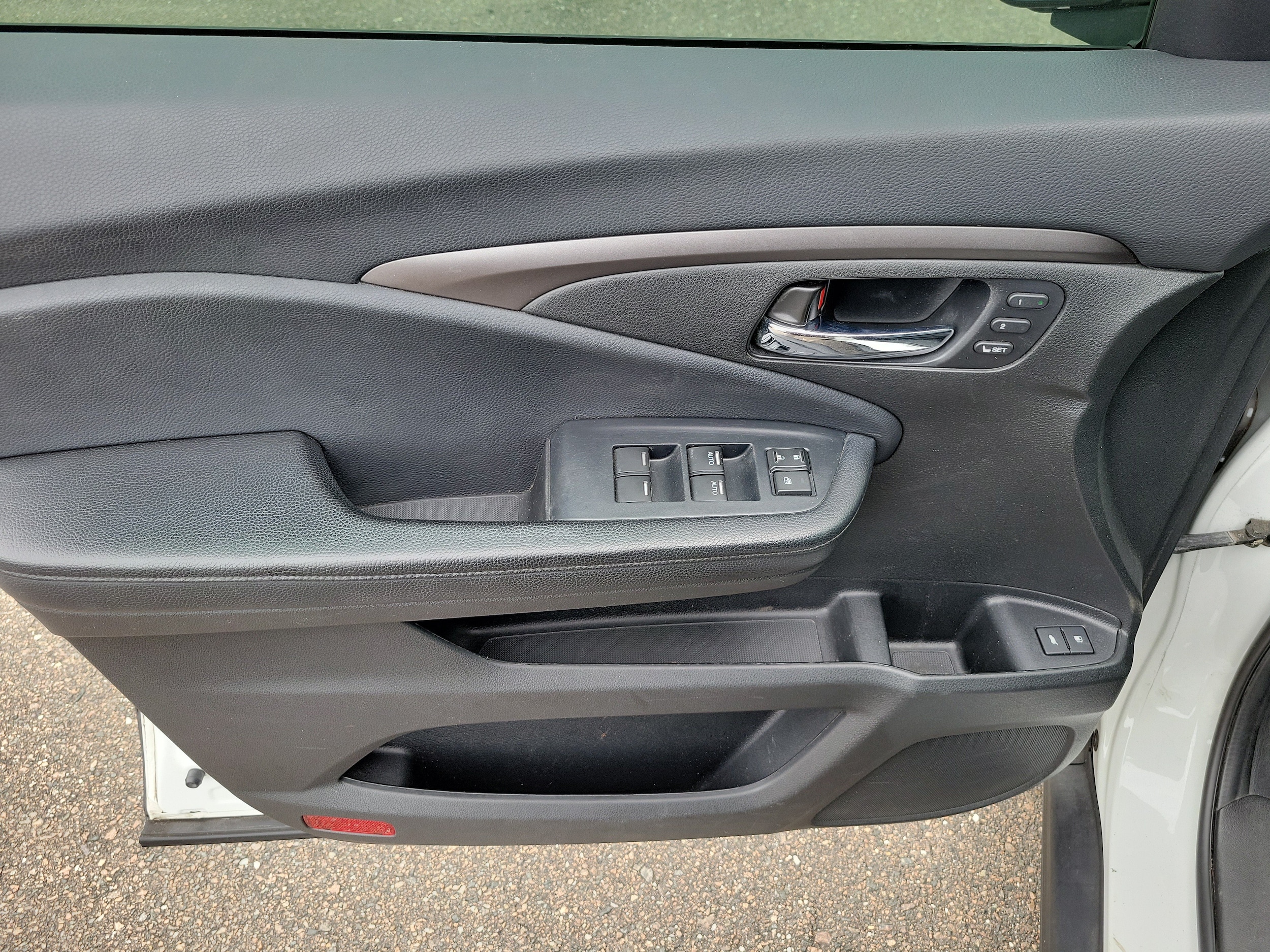 2020 Honda Pilot EX-L - Photo 24