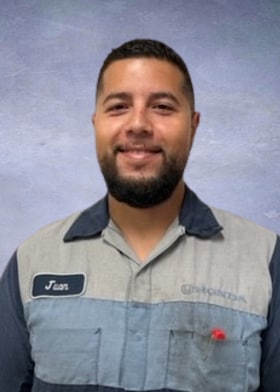 Staff member Juan Cruz from ID_204e91f90163
