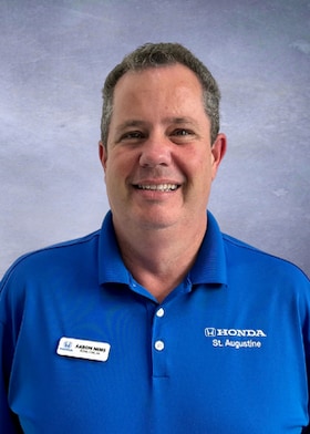Staff member Aaron Nims from ID_93ba8df35bdd