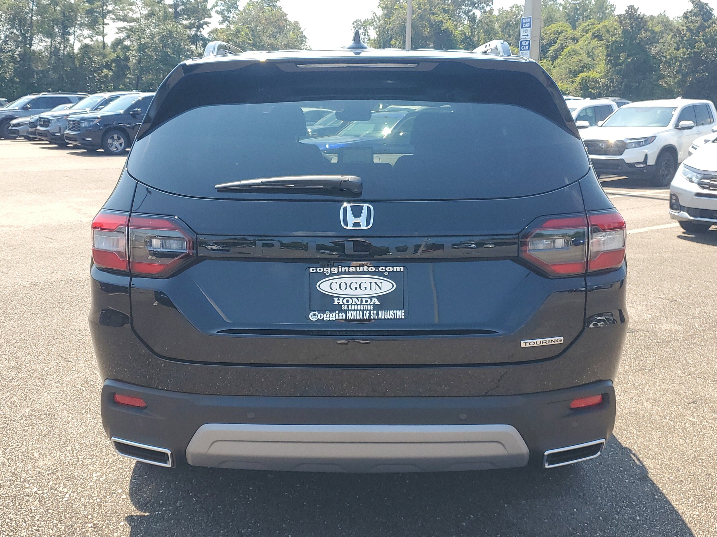 2025 Honda Pilot Touring photo 3