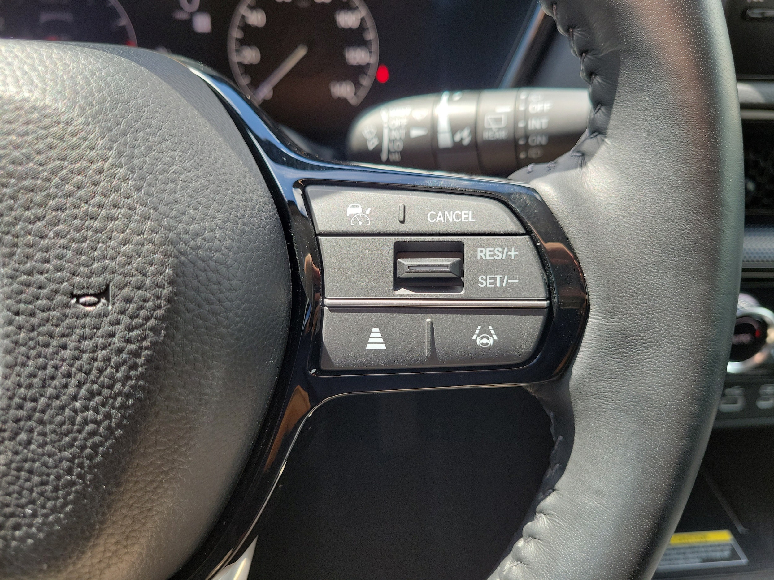 2025 Honda CR-V EX-L - Photo 32