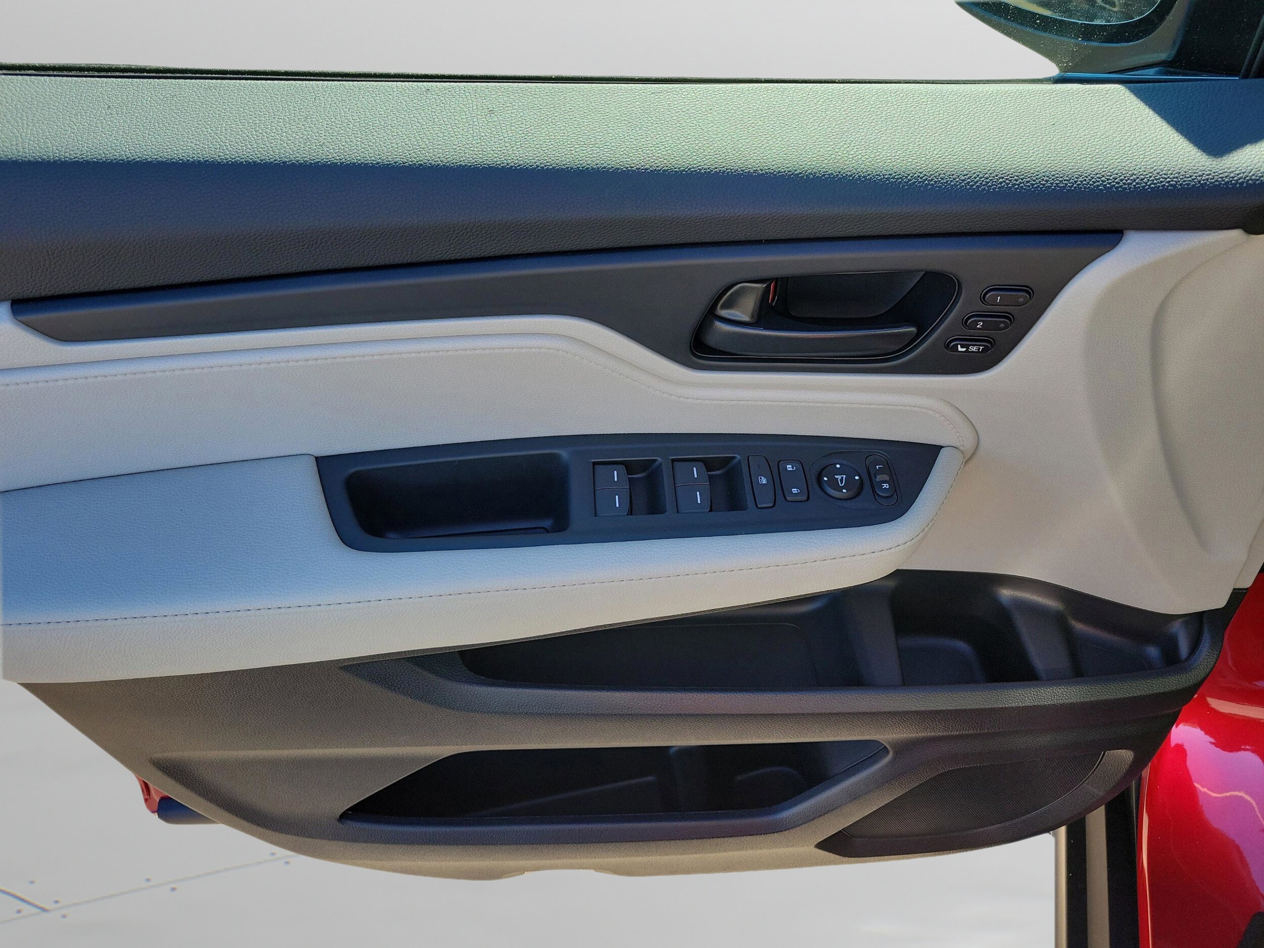 2026 Honda Odyssey EX-L - Photo 18