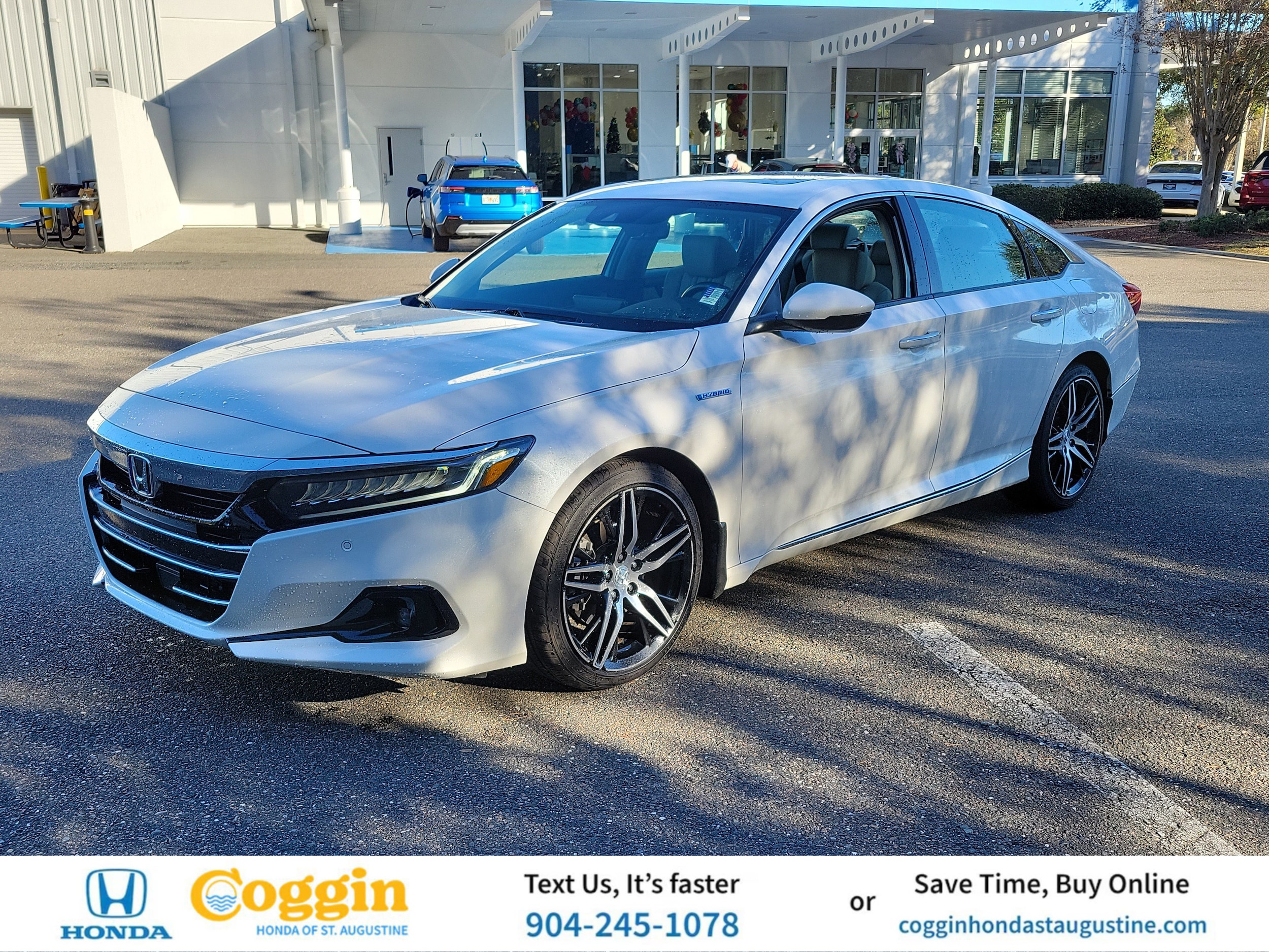 2022 Honda Accord Hybrid Touring's photo