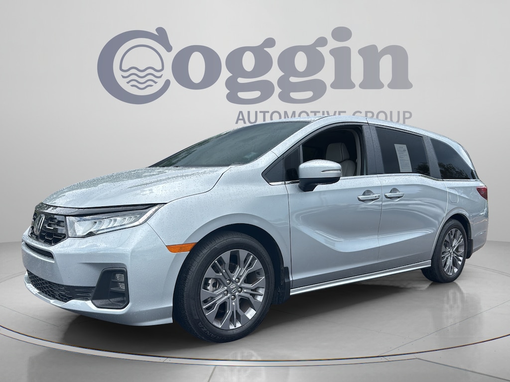 Certified 2025 Honda Odyssey Touring Van