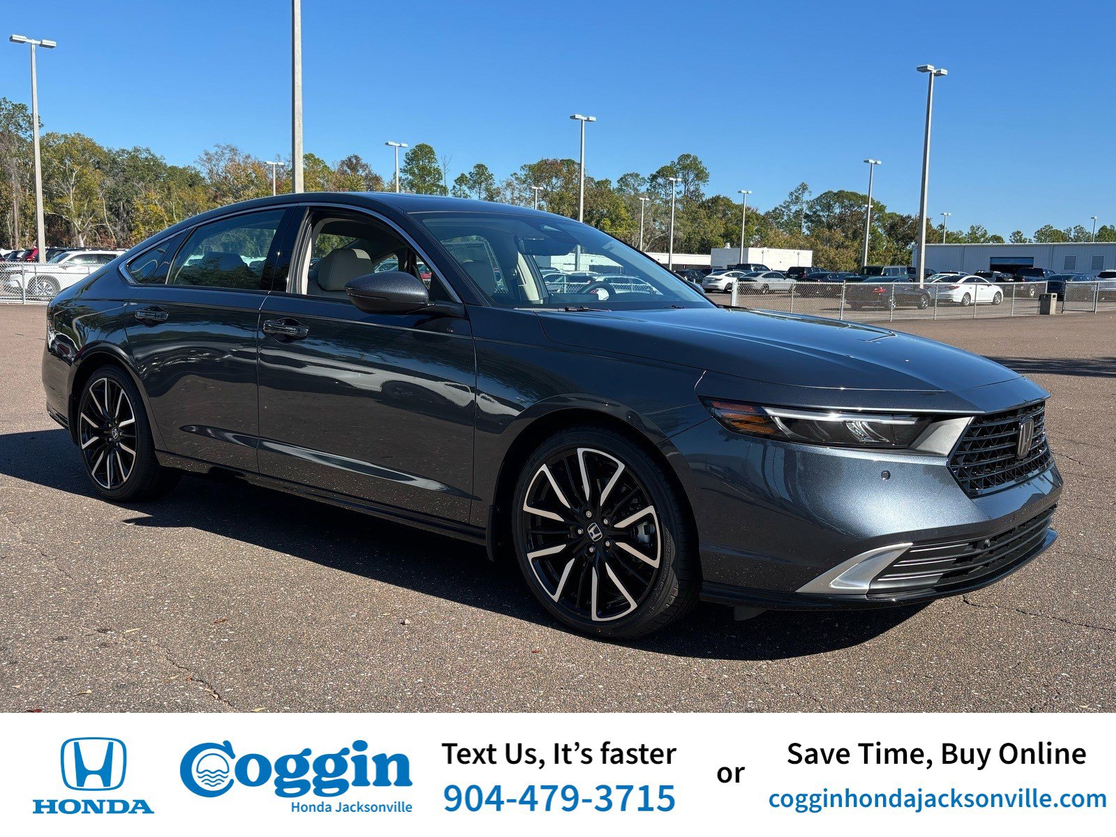 2025 Honda Accord Hybrid Touring's photo