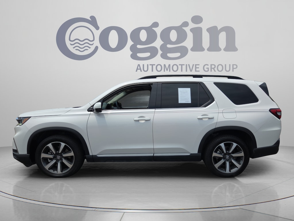 Certified 2025 Honda Pilot Elite SUV