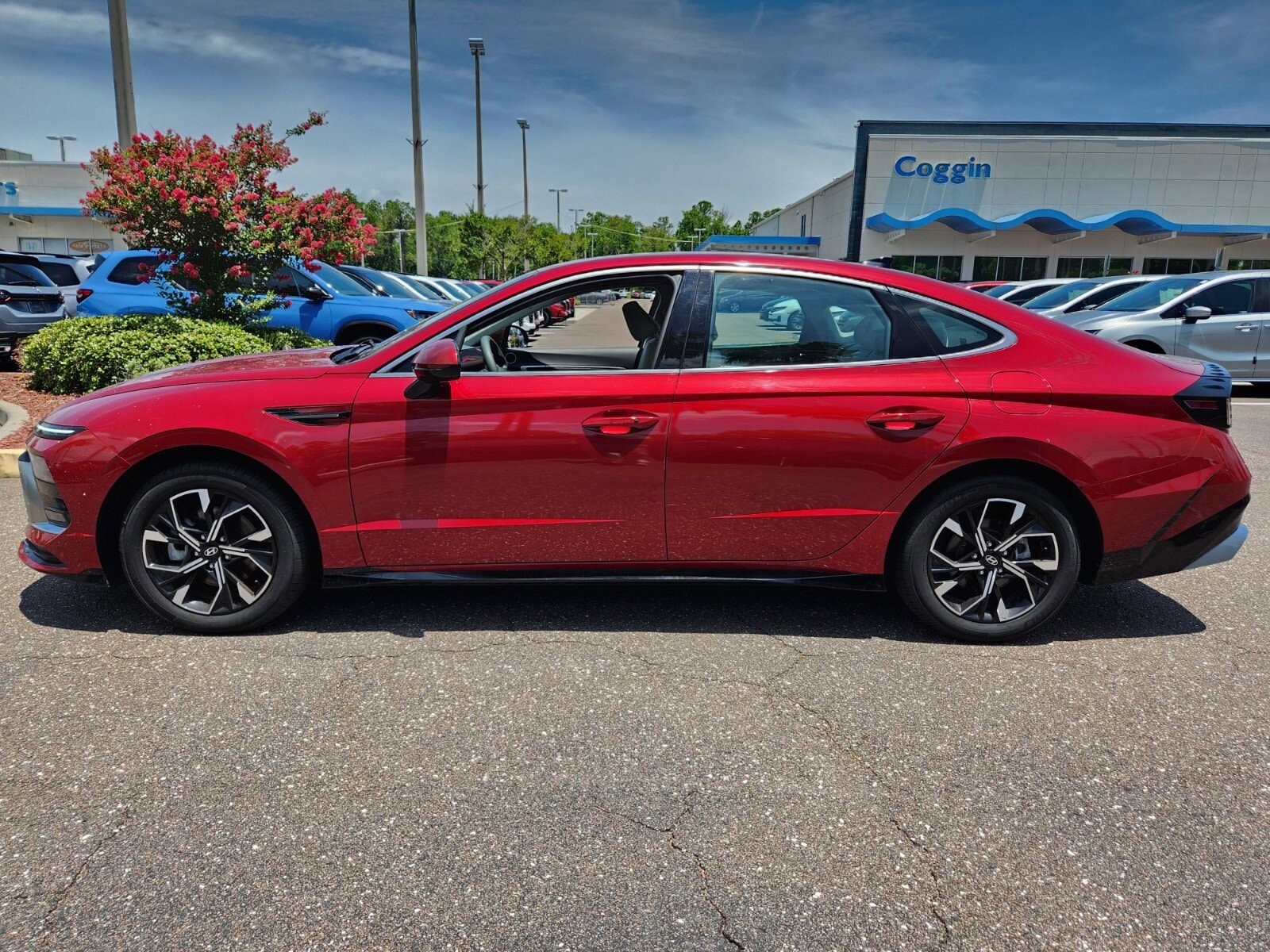Used 2025 Hyundai Sonata SEL with VIN KMHL64JA8SA429244 for sale in Jacksonville, FL