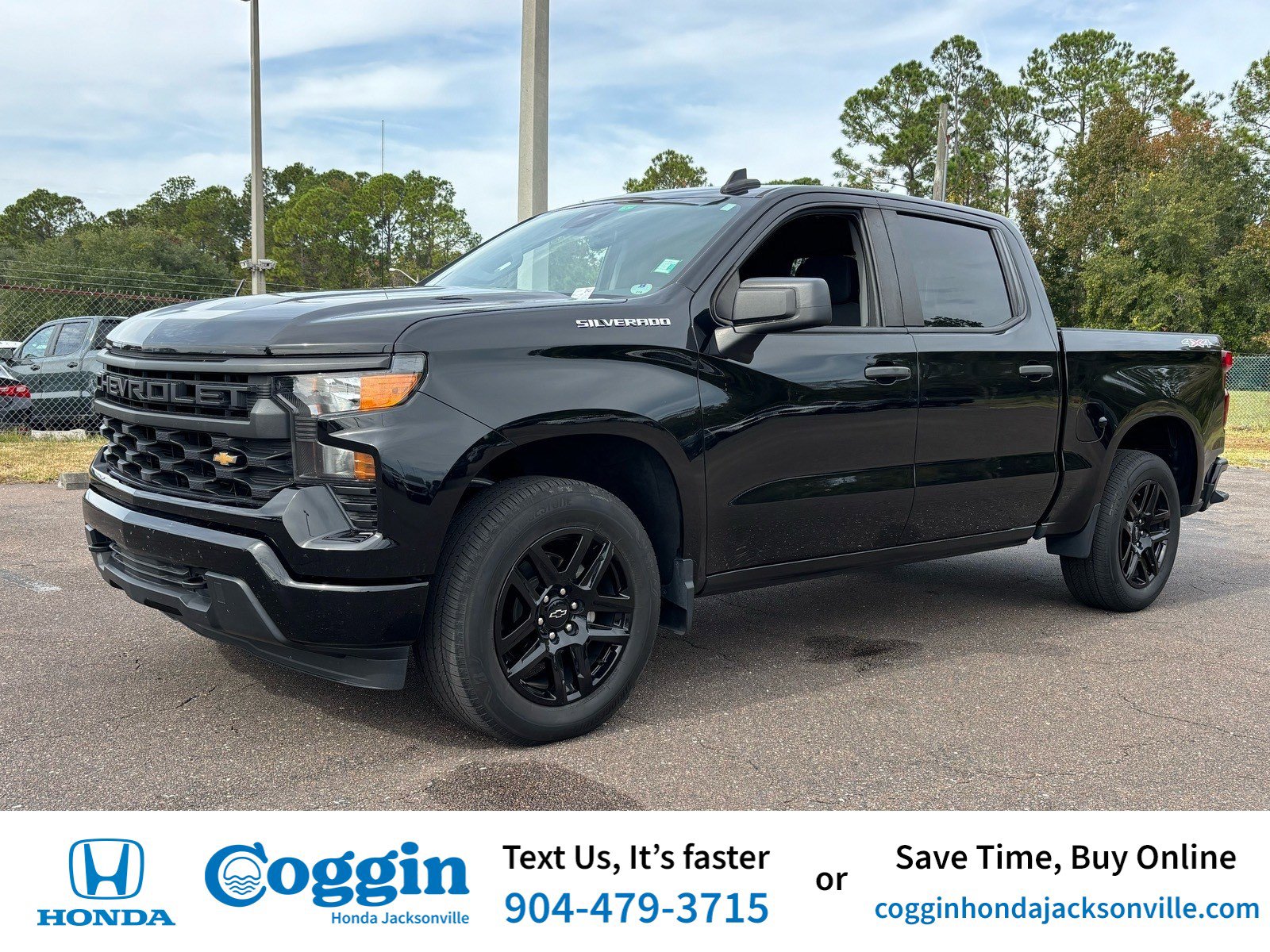 2023 Chevrolet Silverado 1500 Custom's photo